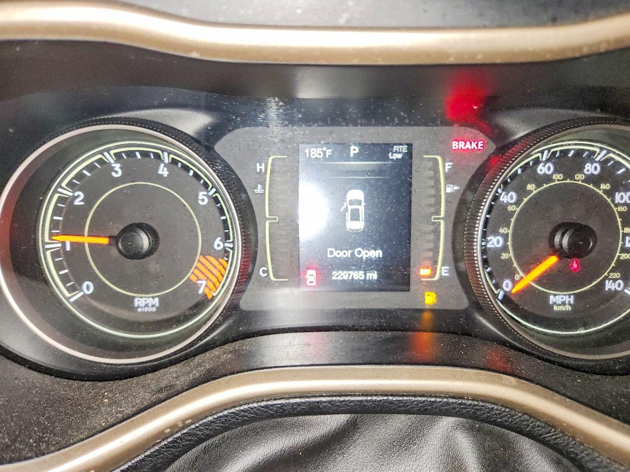 2015 Jeep Cherokee Sport Silver vin: 1C4PJLAB2FW761003