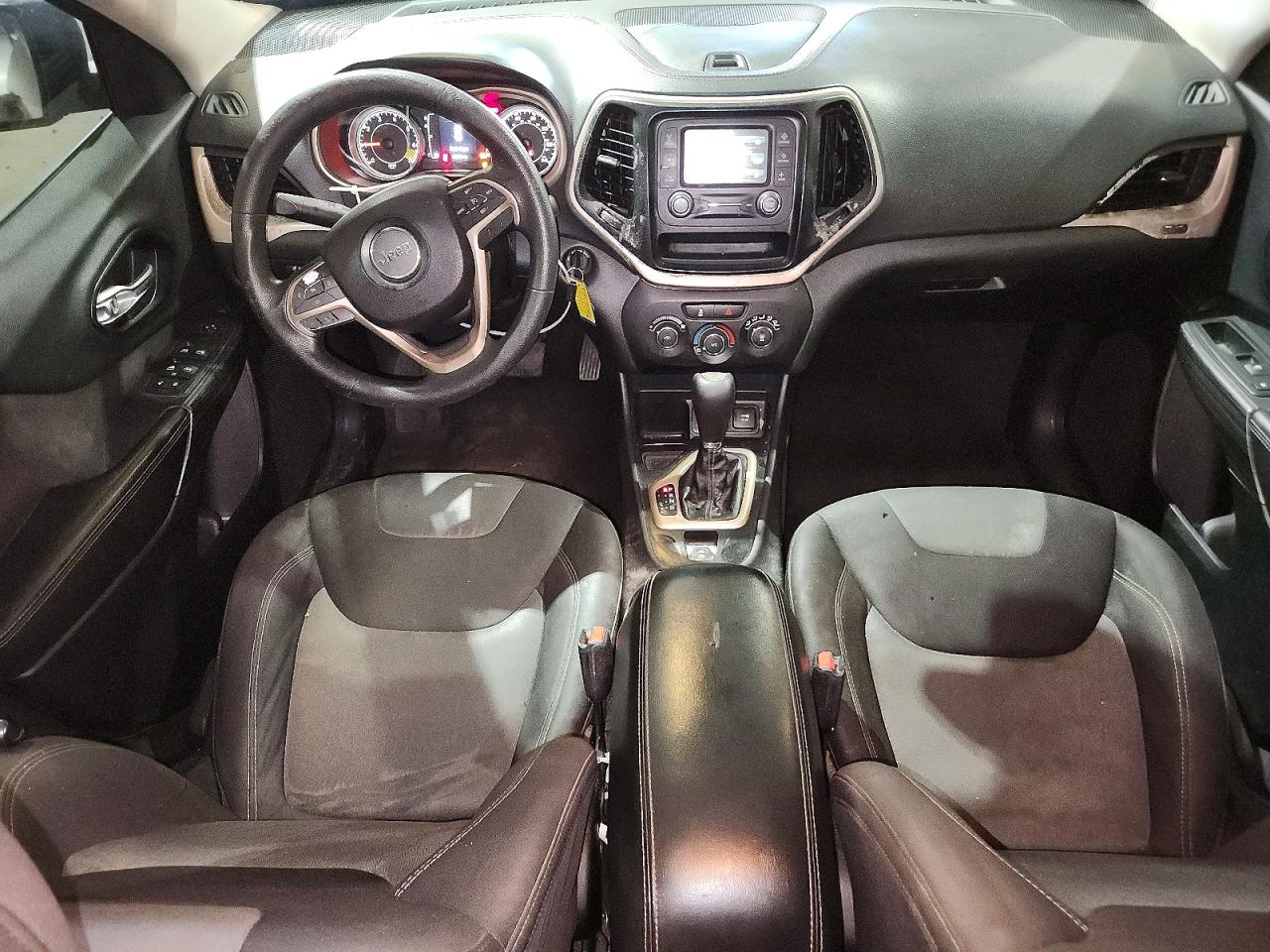 2015 Jeep Cherokee Sport Silver vin: 1C4PJLAB2FW761003