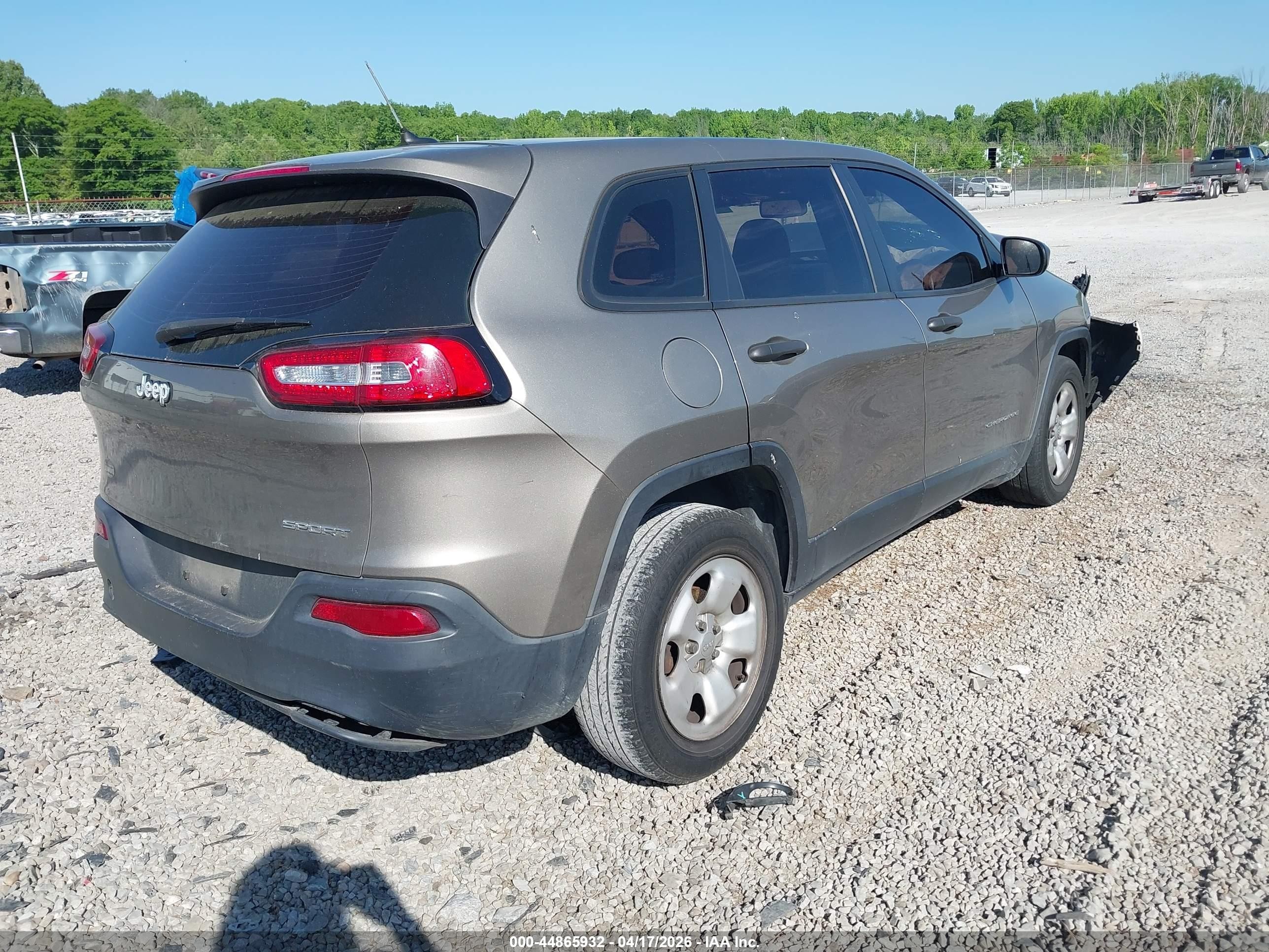 2017 Jeep Cherokee Sport Fwd Gold vin: 1C4PJLAB2HW585332