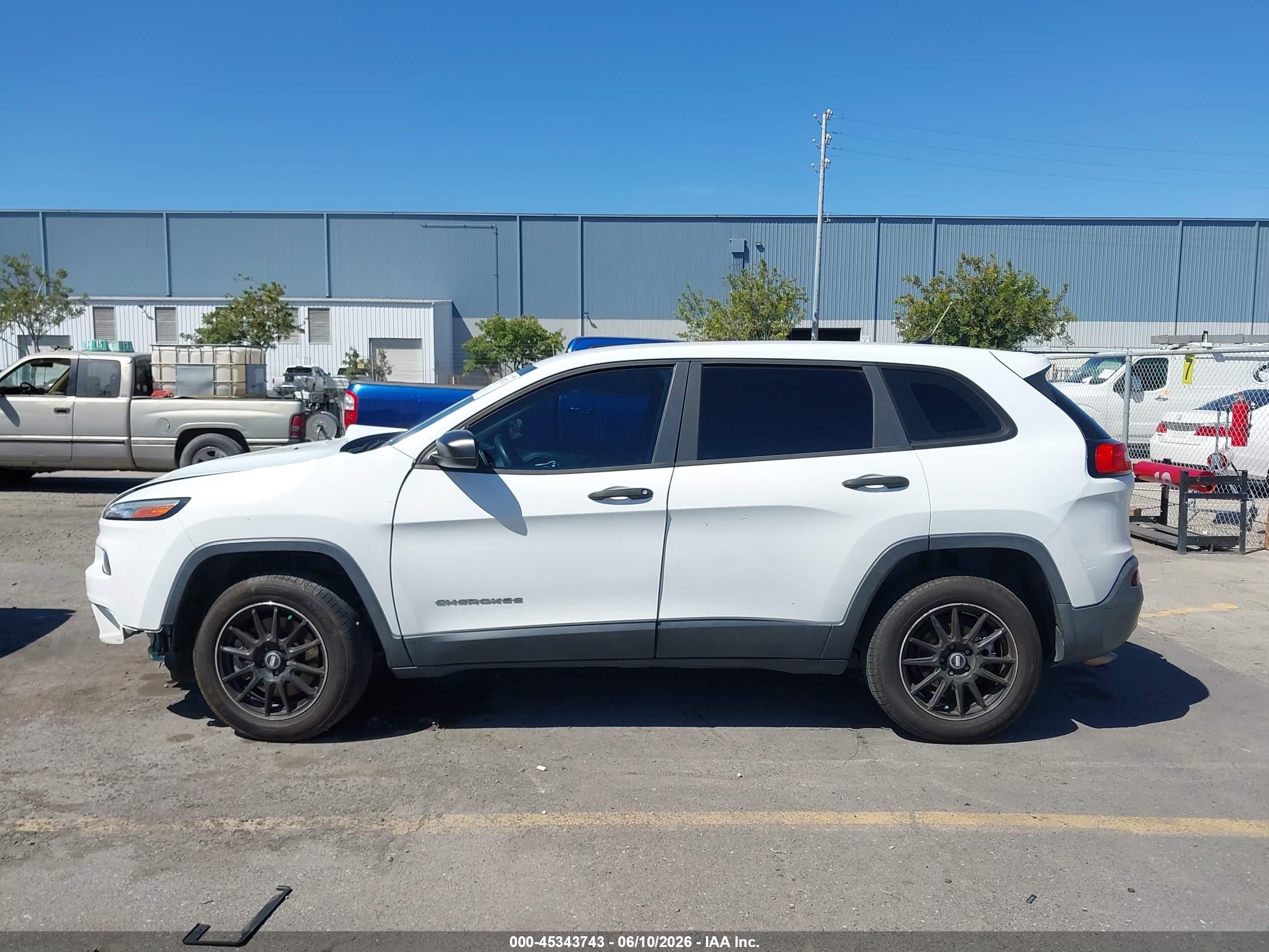 2014 Jeep Cherokee Sport Белый vin: 1C4PJLAB3EW163548