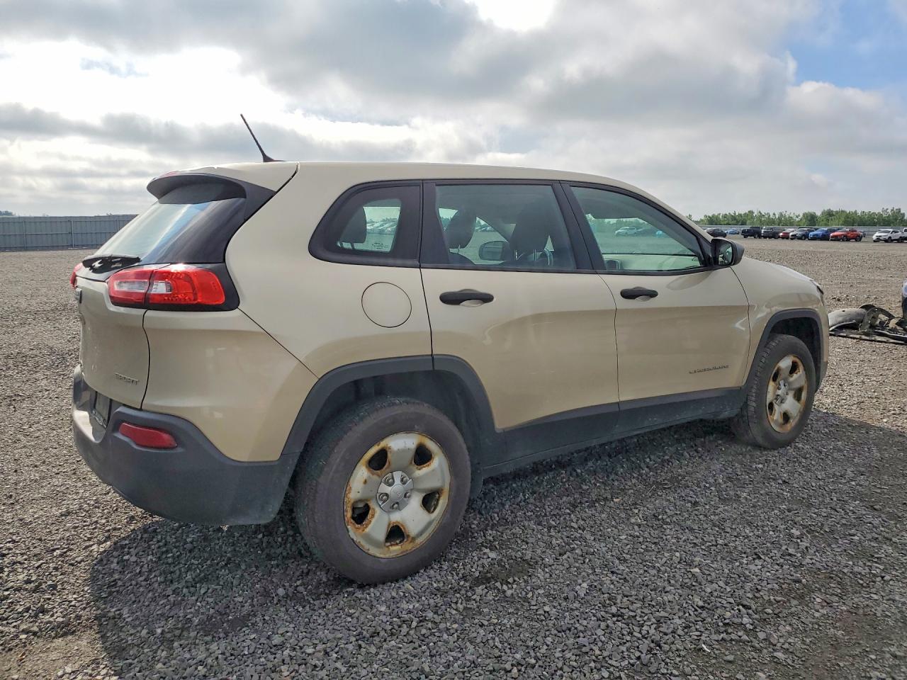 2015 Jeep Cherokee Sport Tan vin: 1C4PJLAB3FW759969