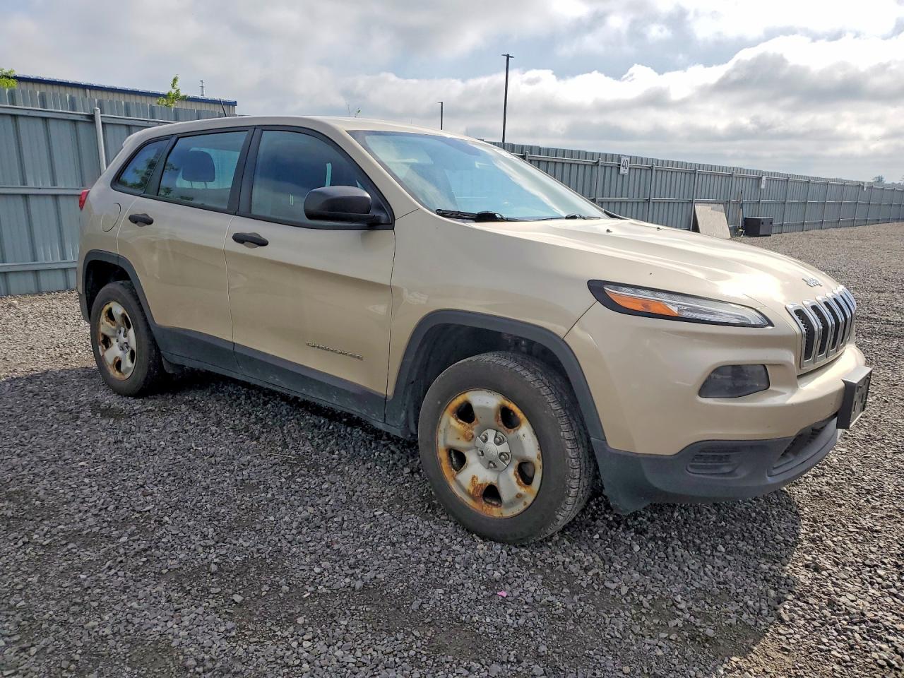 2015 Jeep Cherokee Sport Tan vin: 1C4PJLAB3FW759969