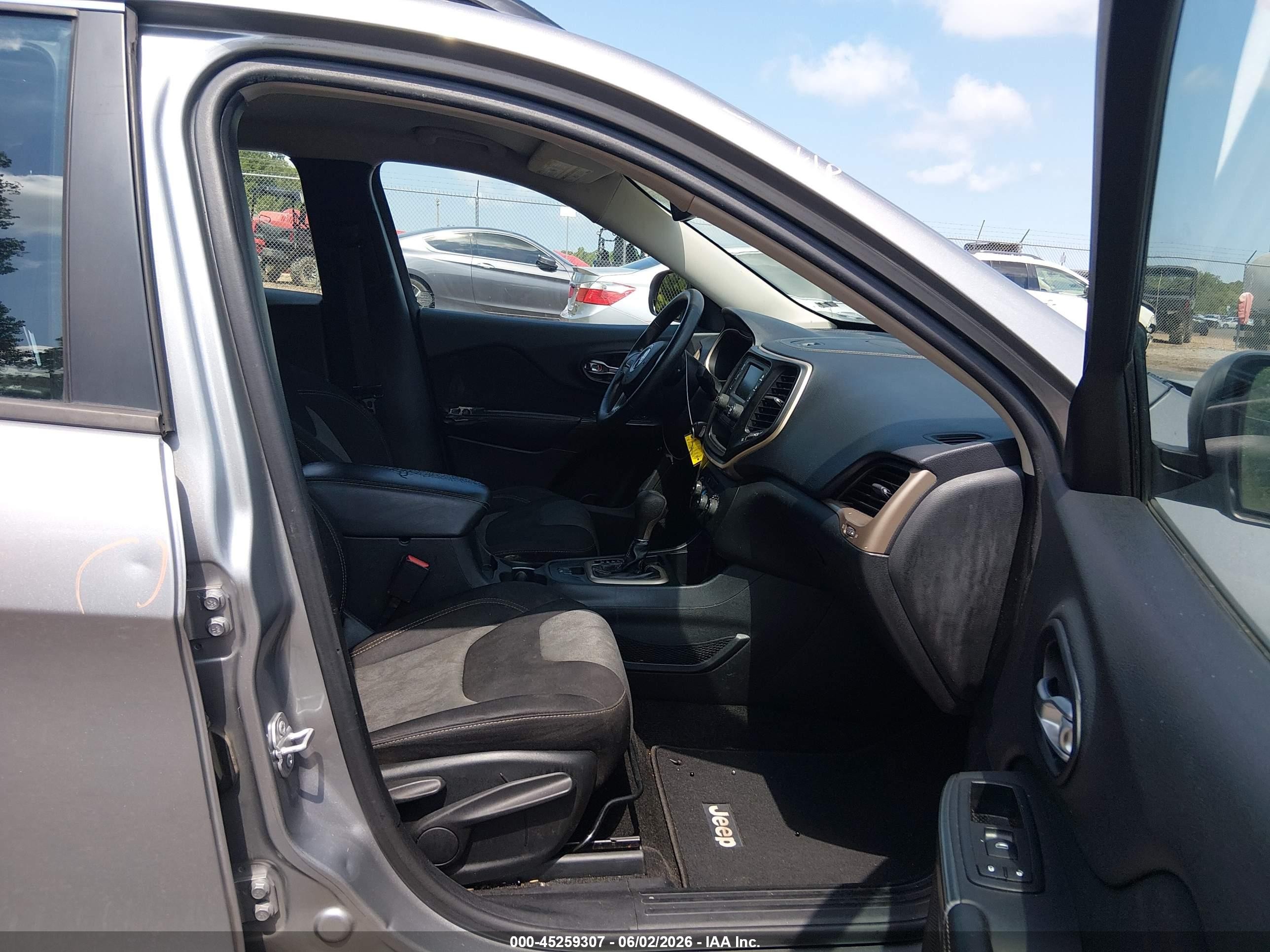 2015 Jeep Cherokee Sport Gray vin: 1C4PJLAB3FW761768