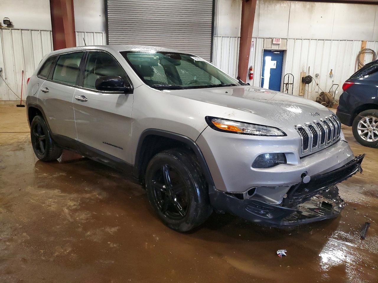 2015 Jeep Cherokee Sport Silver vin: 1C4PJLAB4FW547176