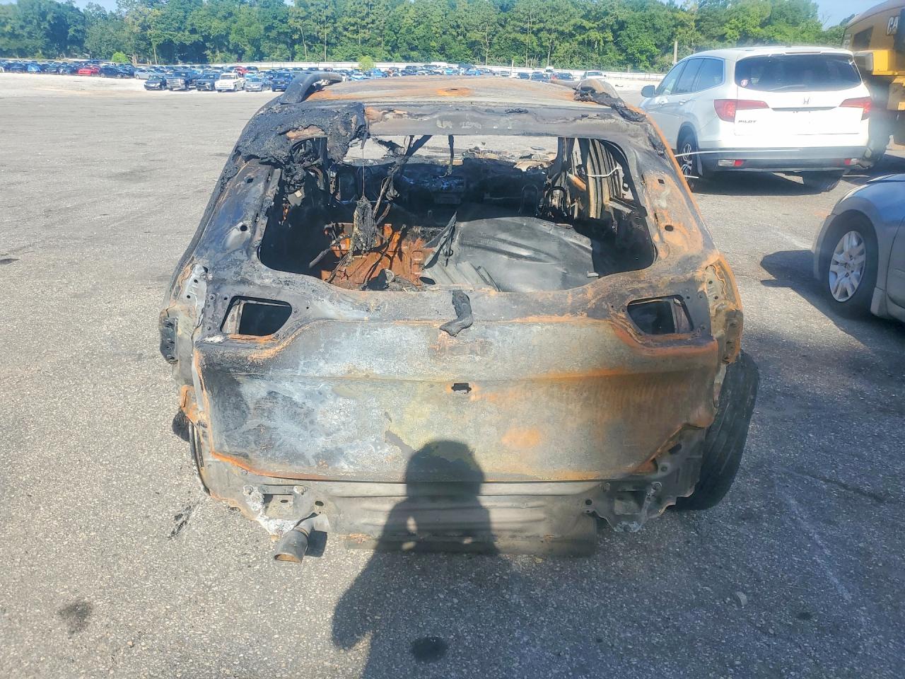 2015 Jeep Cherokee Sport Burn vin: 1C4PJLAB4FW731260