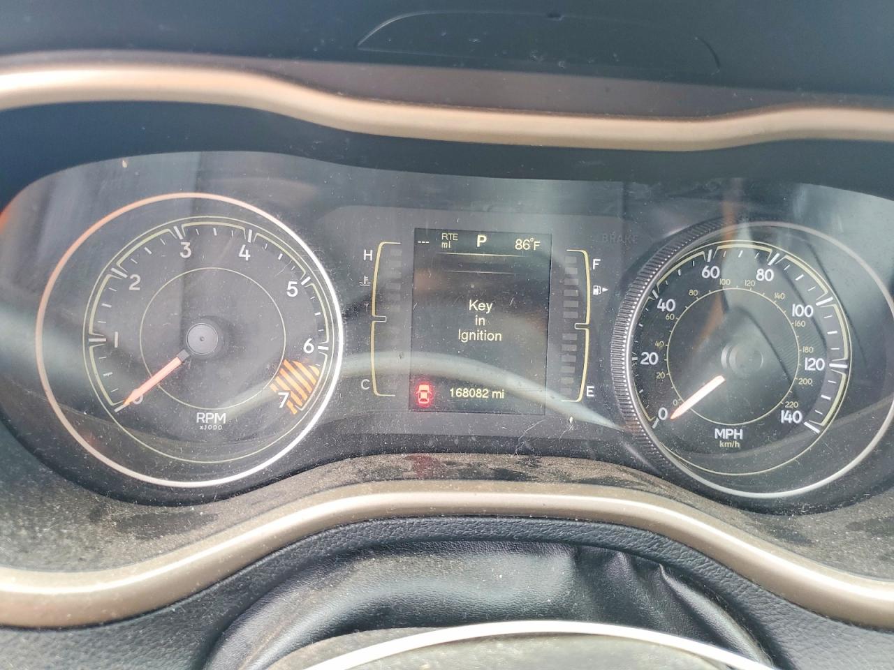 2014 Jeep Cherokee Sport White vin: 1C4PJLAB5EW232109