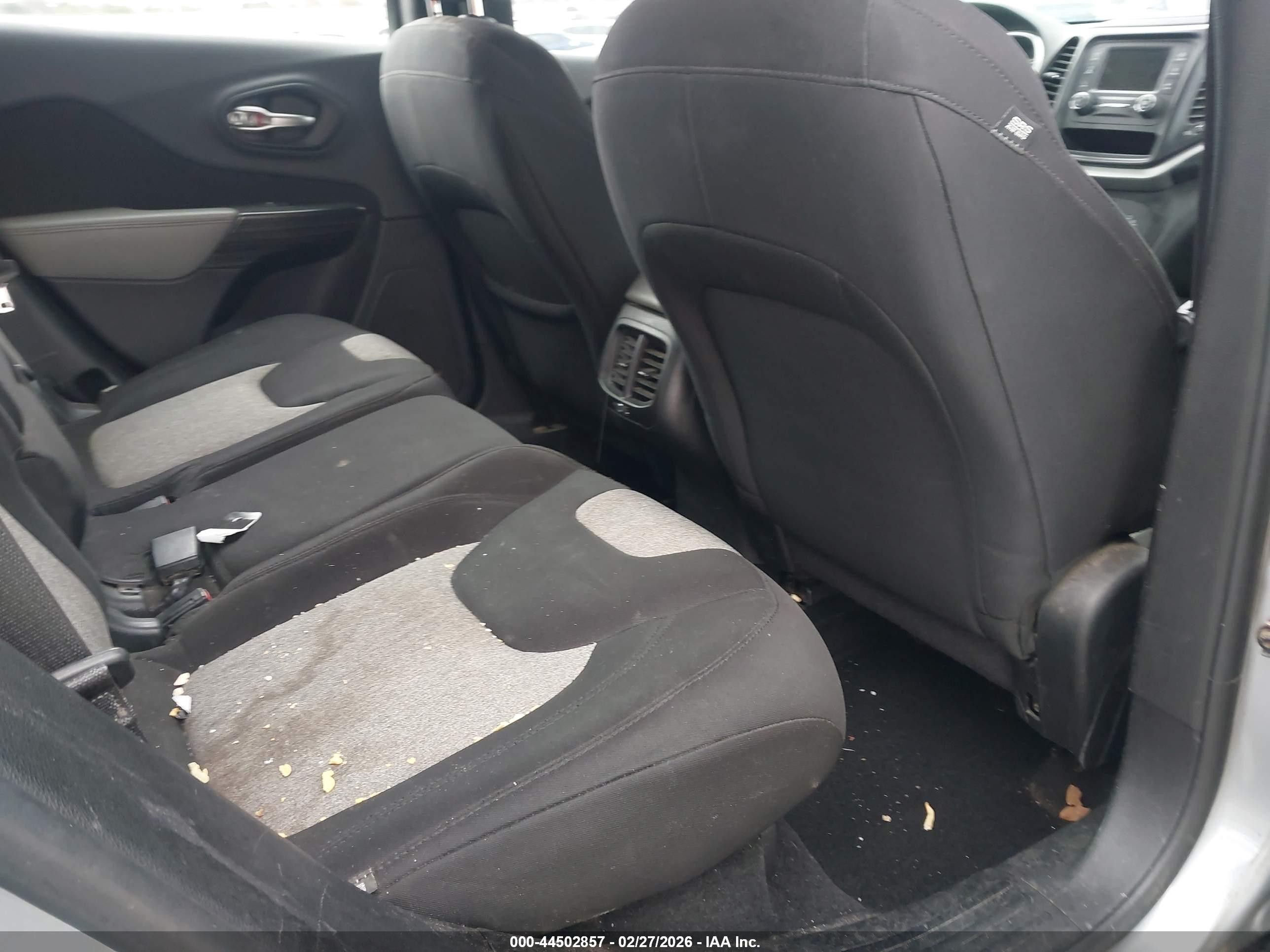 2014 Jeep Cherokee Sport Gray vin: 1C4PJLAB5EW268981
