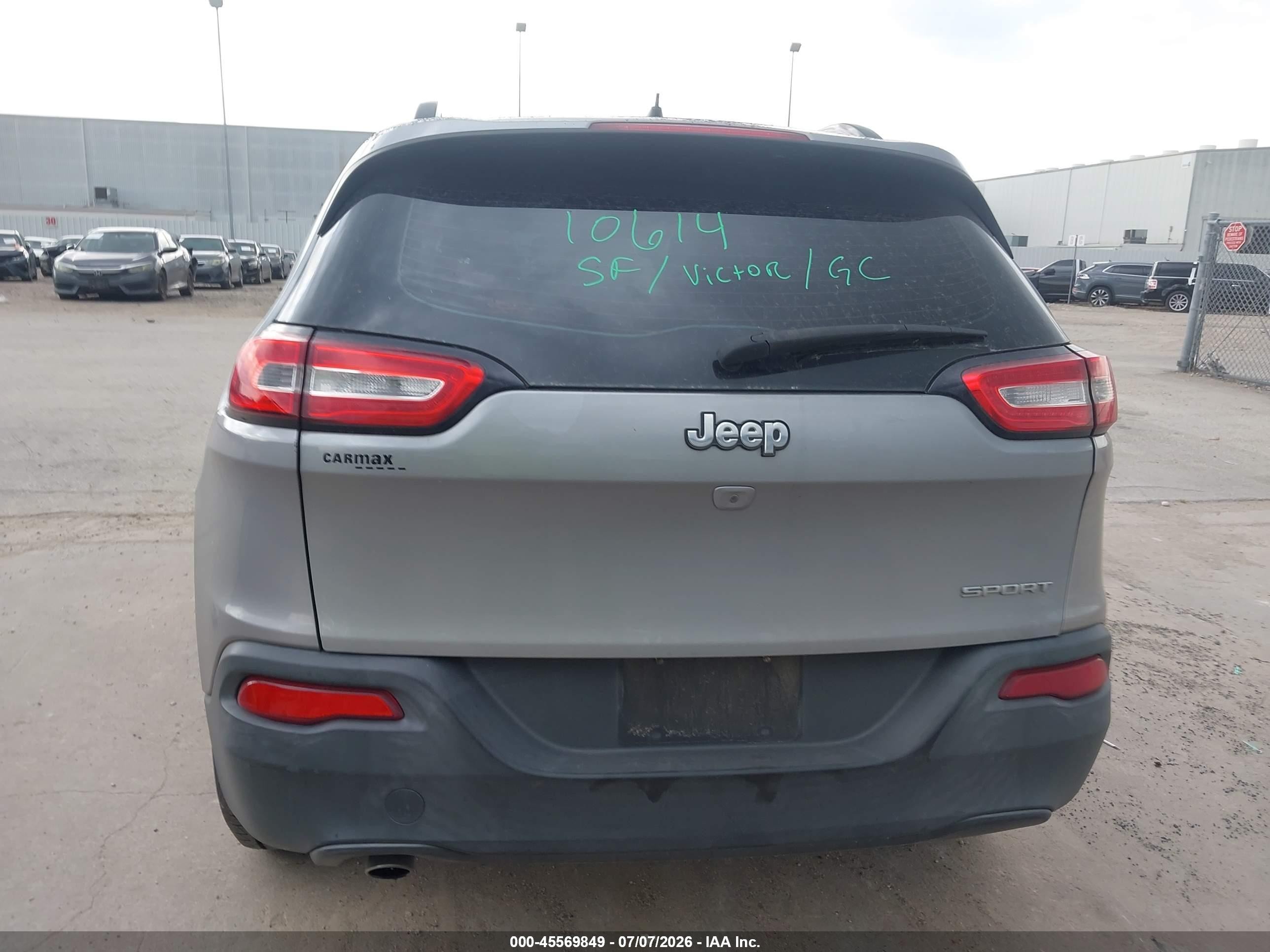 2015 Jeep Cherokee Sport Gray vin: 1C4PJLAB5FW684000