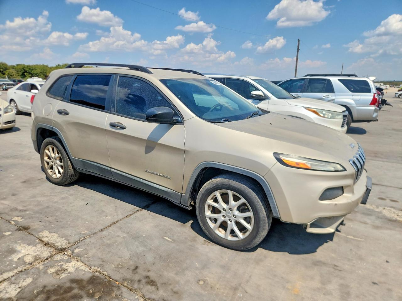2015 Jeep Cherokee Sport Beige vin: 1C4PJLAB5FW760654
