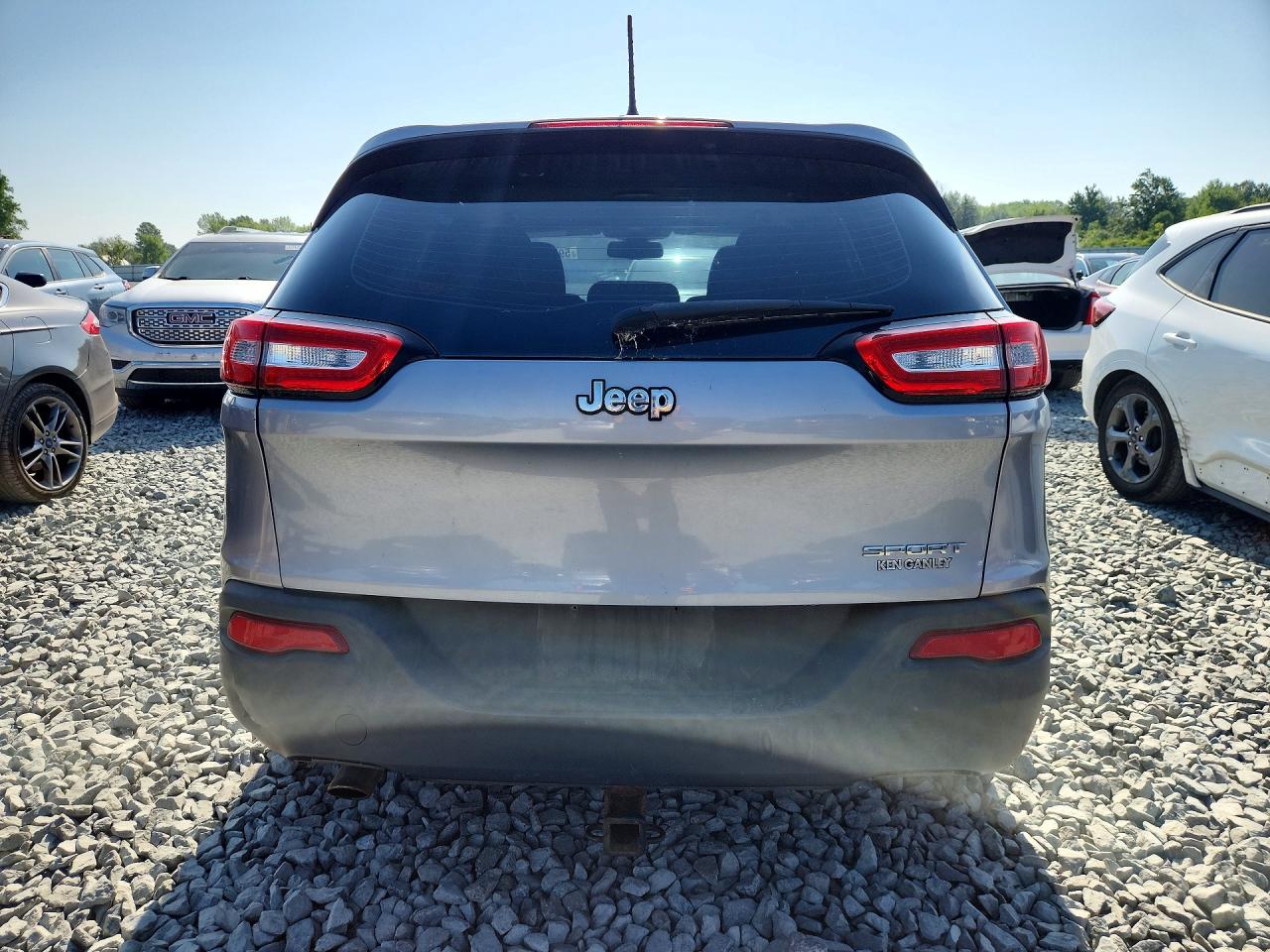 2014 Jeep Cherokee Sport Silver vin: 1C4PJLAB6EW104509