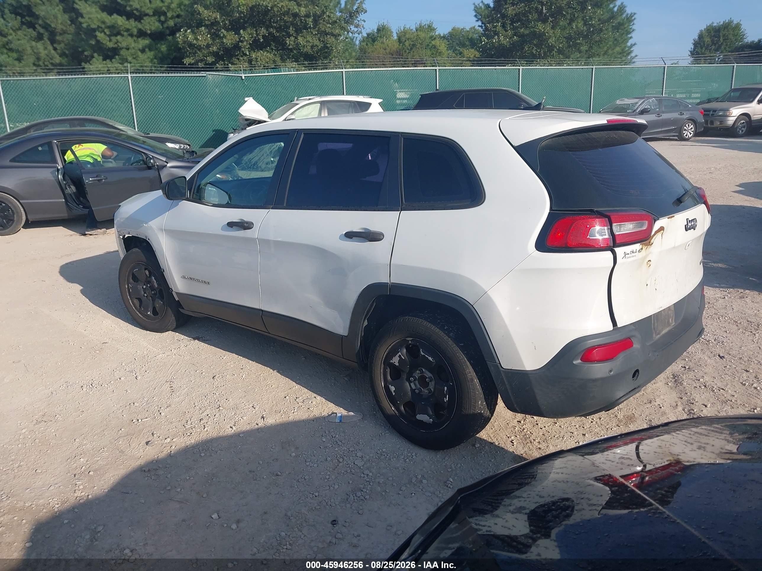 2015 Jeep Cherokee Sport White vin: 1C4PJLAB6FW676715