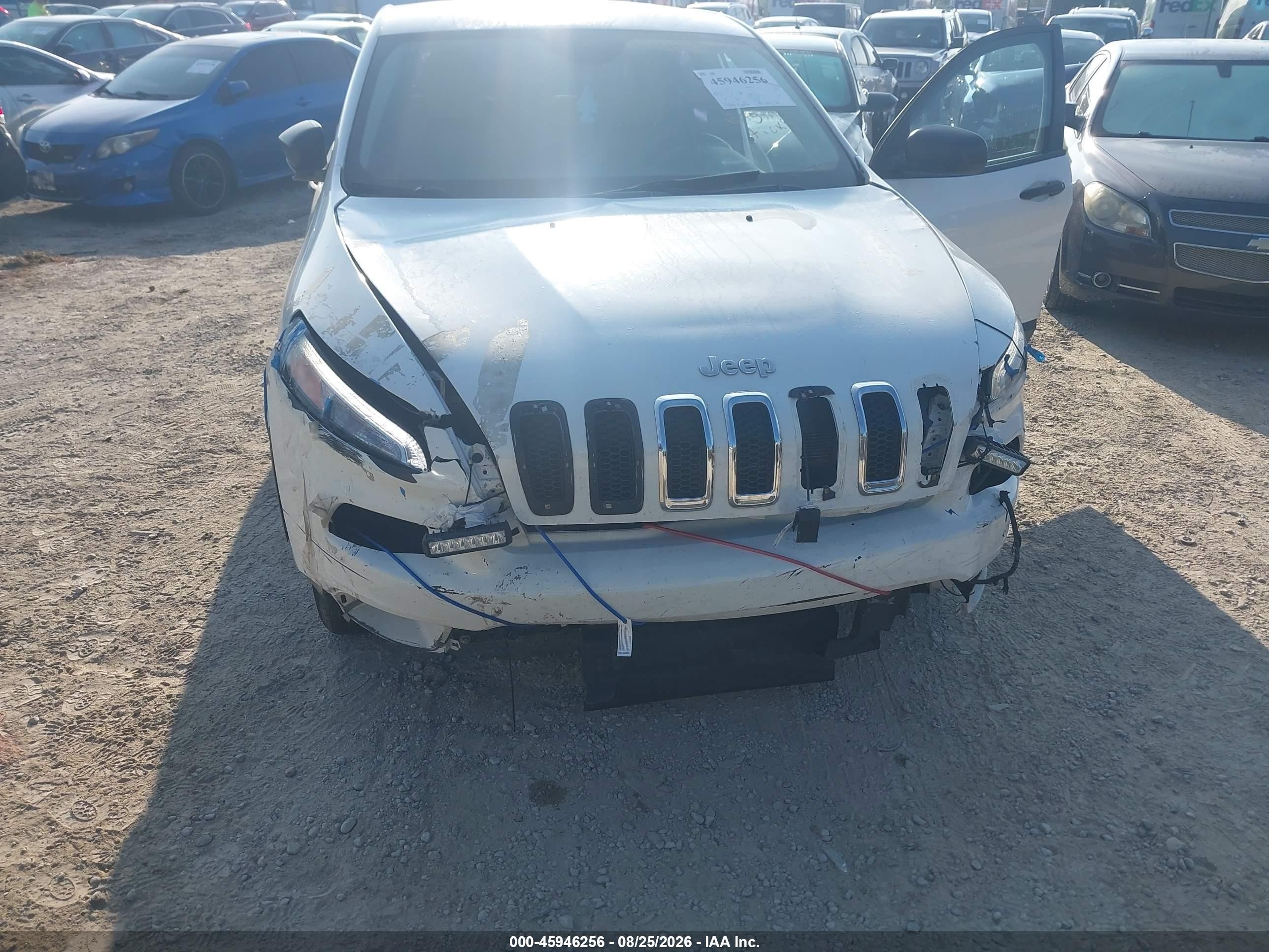 2015 Jeep Cherokee Sport White vin: 1C4PJLAB6FW676715
