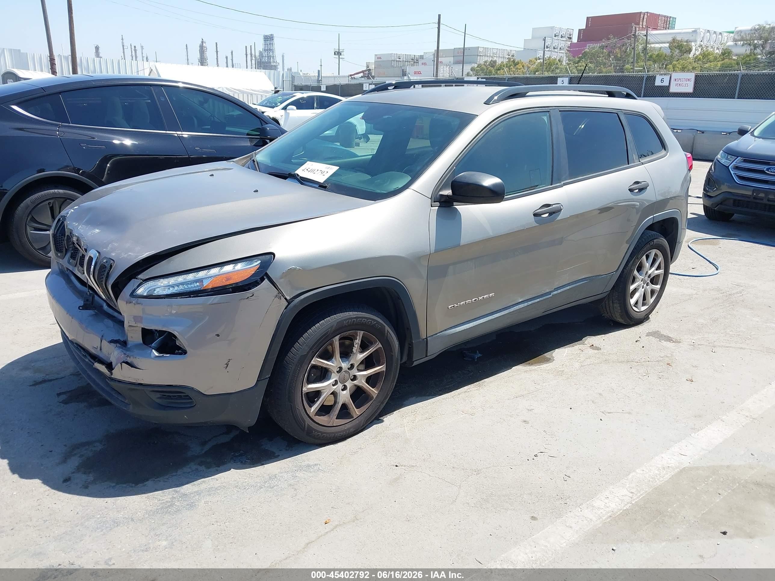 2017 Jeep Cherokee Sport Fwd Gold vin: 1C4PJLAB6HW603704