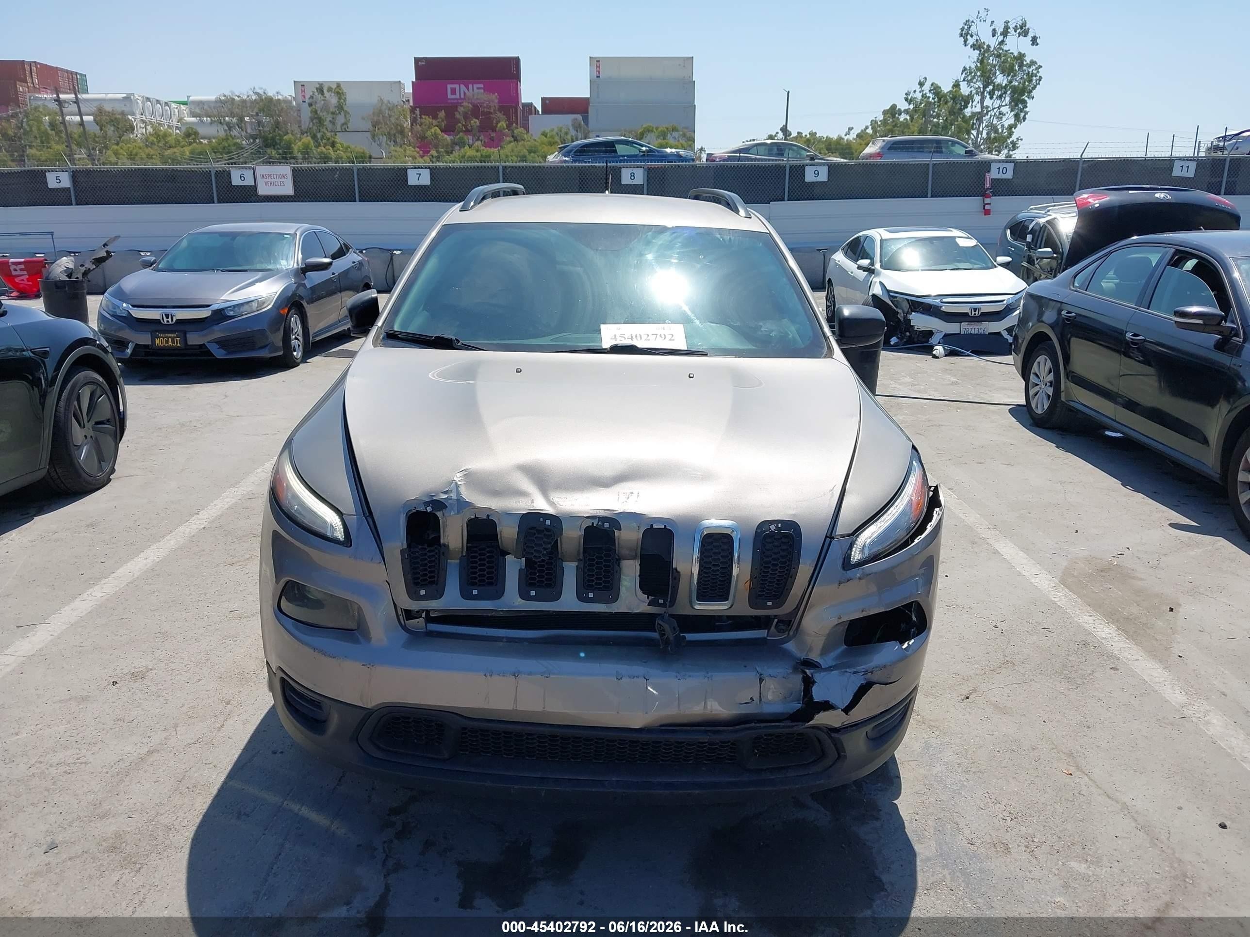 2017 Jeep Cherokee Sport Fwd Gold vin: 1C4PJLAB6HW603704