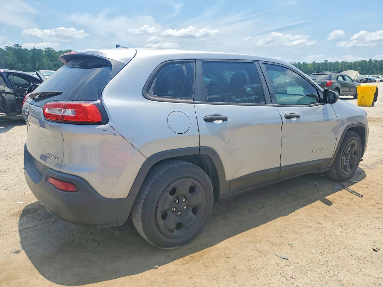 2014 Jeep Cherokee Sport Silver vin: 1C4PJLAB7EW157414