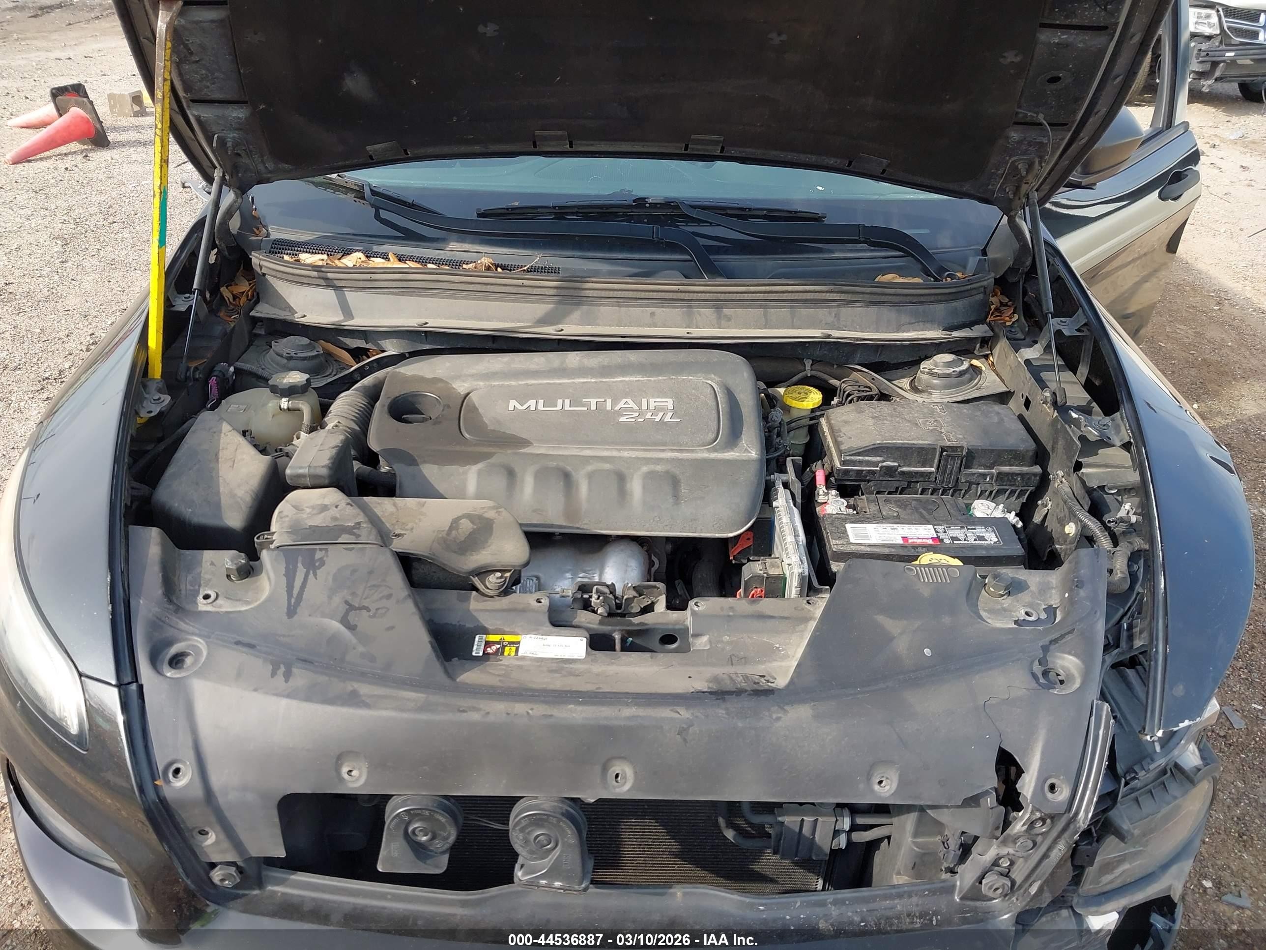 2014 Jeep Cherokee Sport Серый vin: 1C4PJLAB8EW112319