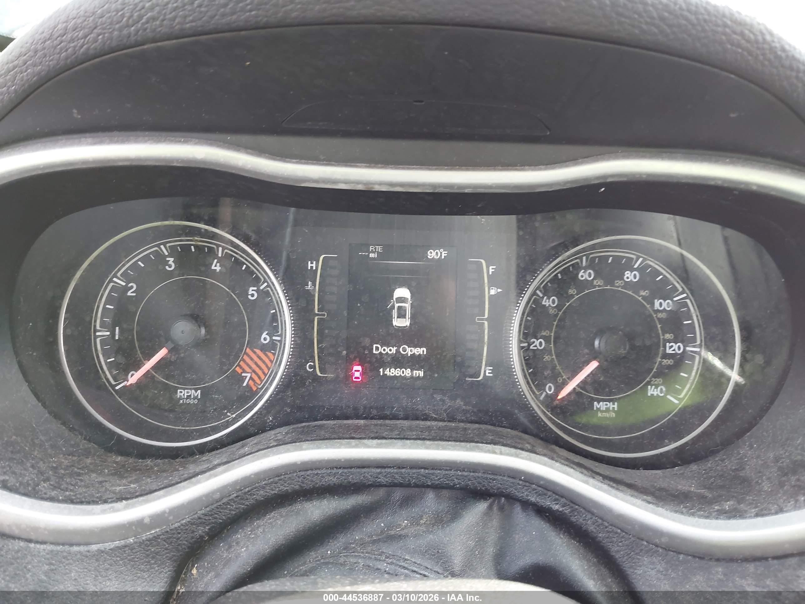 2014 Jeep Cherokee Sport Серый vin: 1C4PJLAB8EW112319