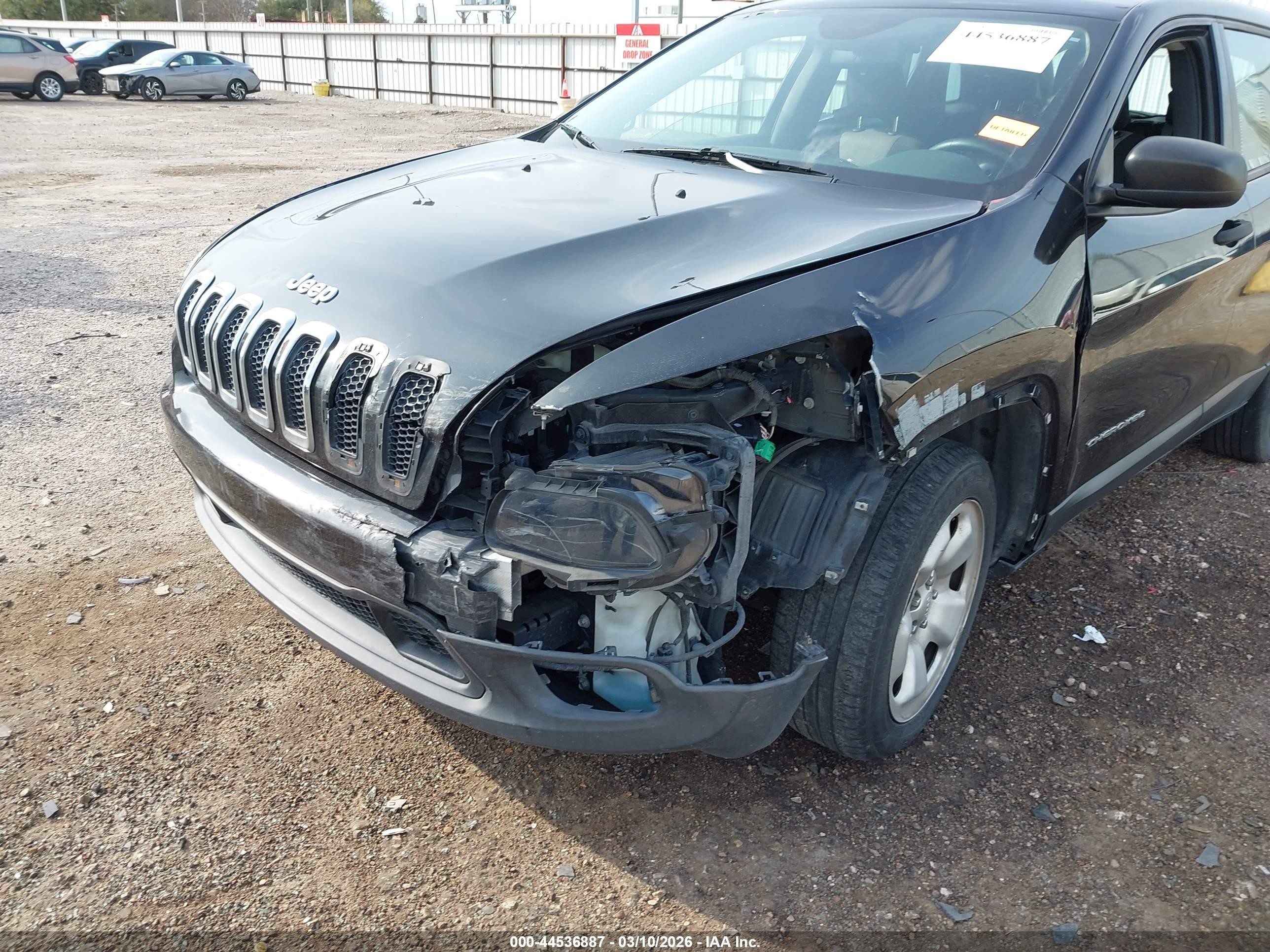 2014 Jeep Cherokee Sport Серый vin: 1C4PJLAB8EW112319