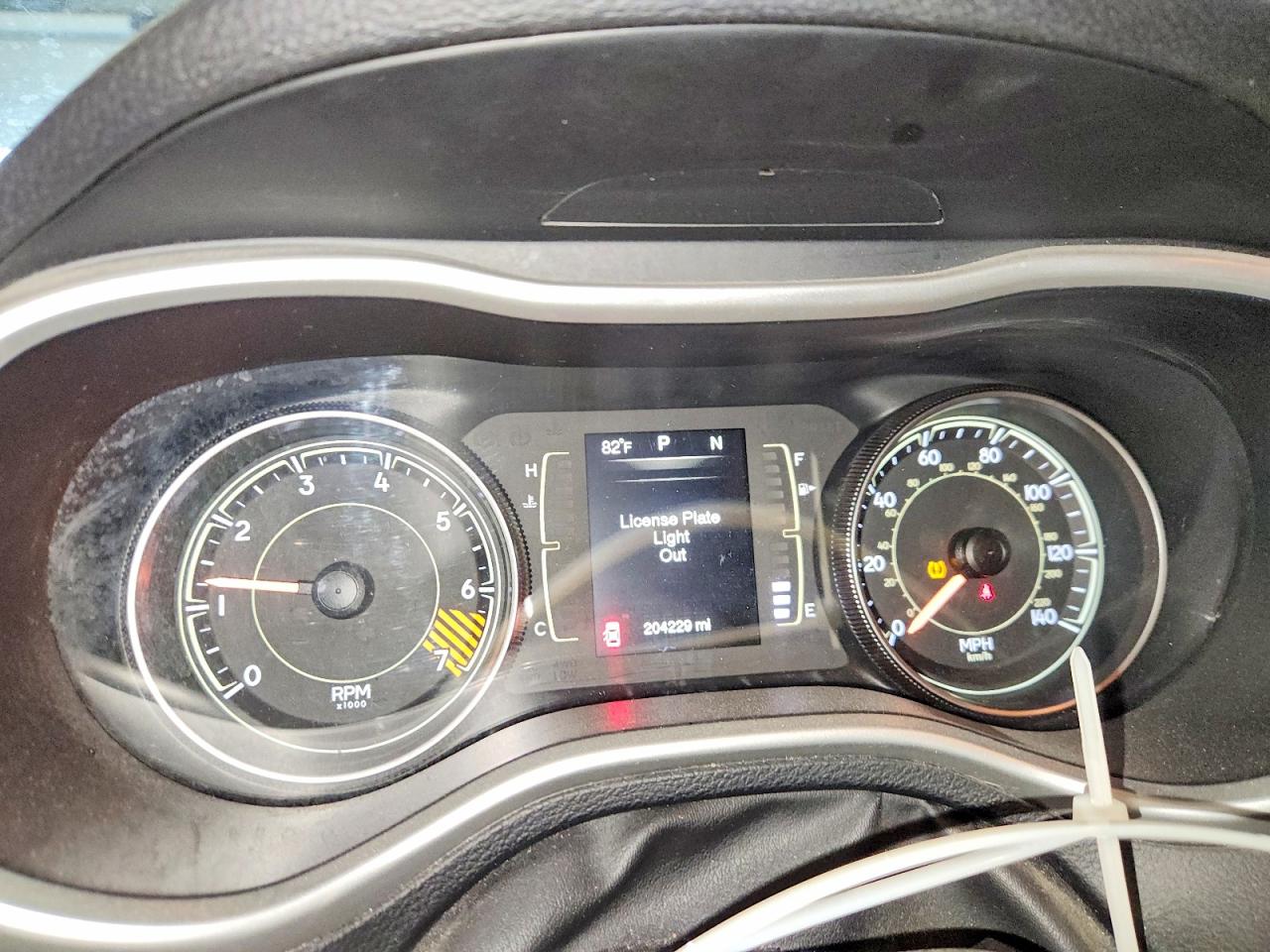 2014 Jeep Cheeroke Silver vin: 1C4PJLAB8EW122803
