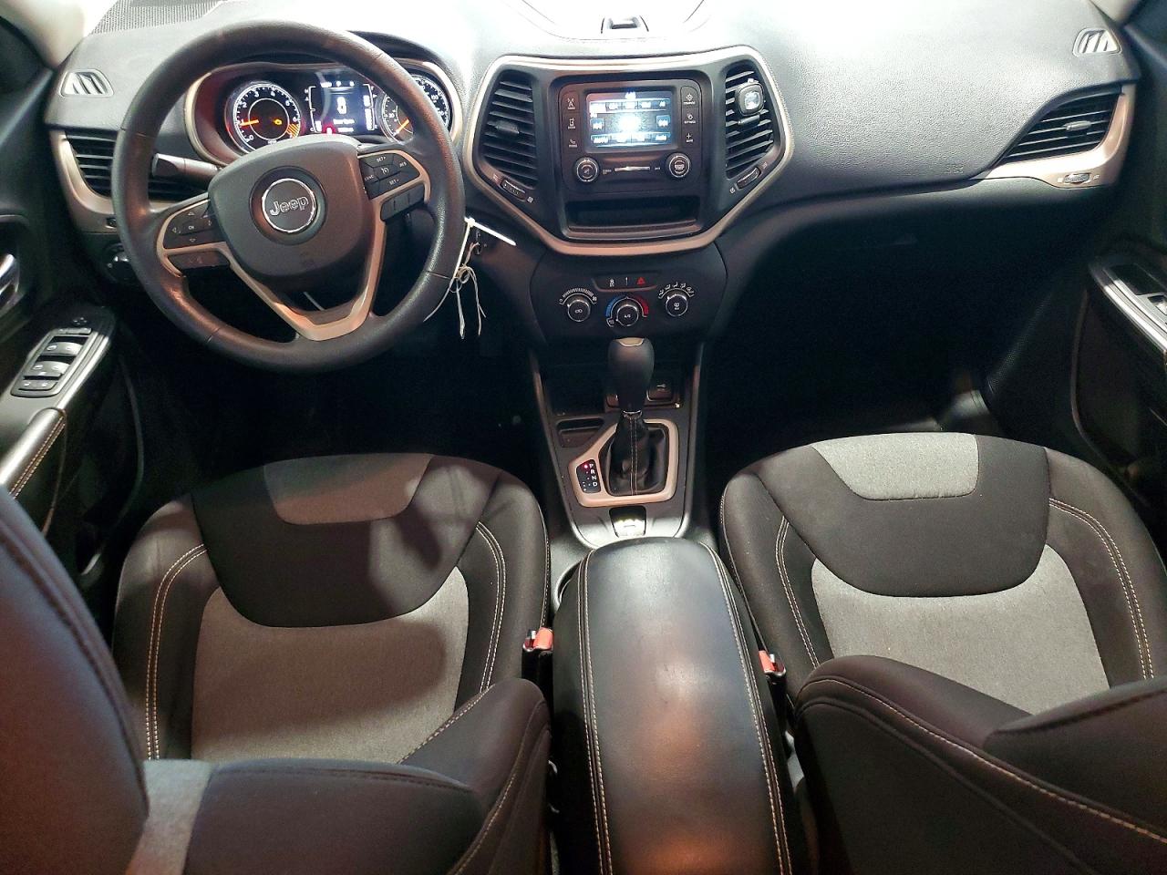 2015 Jeep Cherokee Sport Silver vin: 1C4PJLAB8FW506369