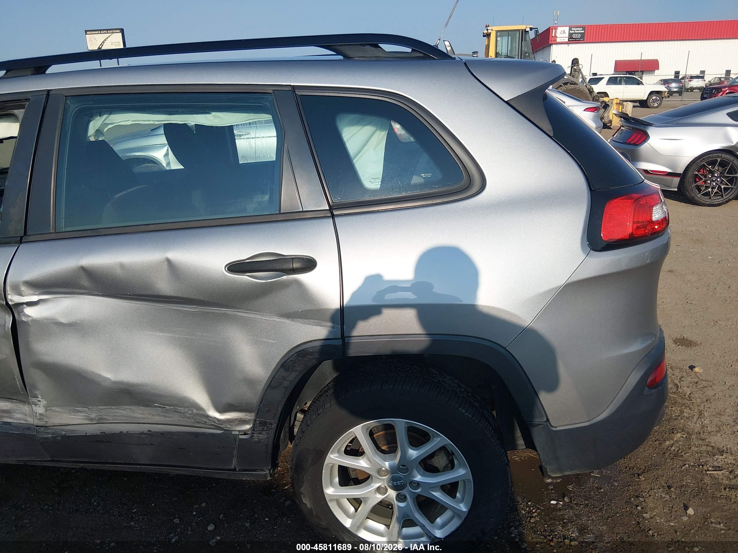 2015 Jeep Cherokee Sport Gray vin: 1C4PJLAB8FW579421