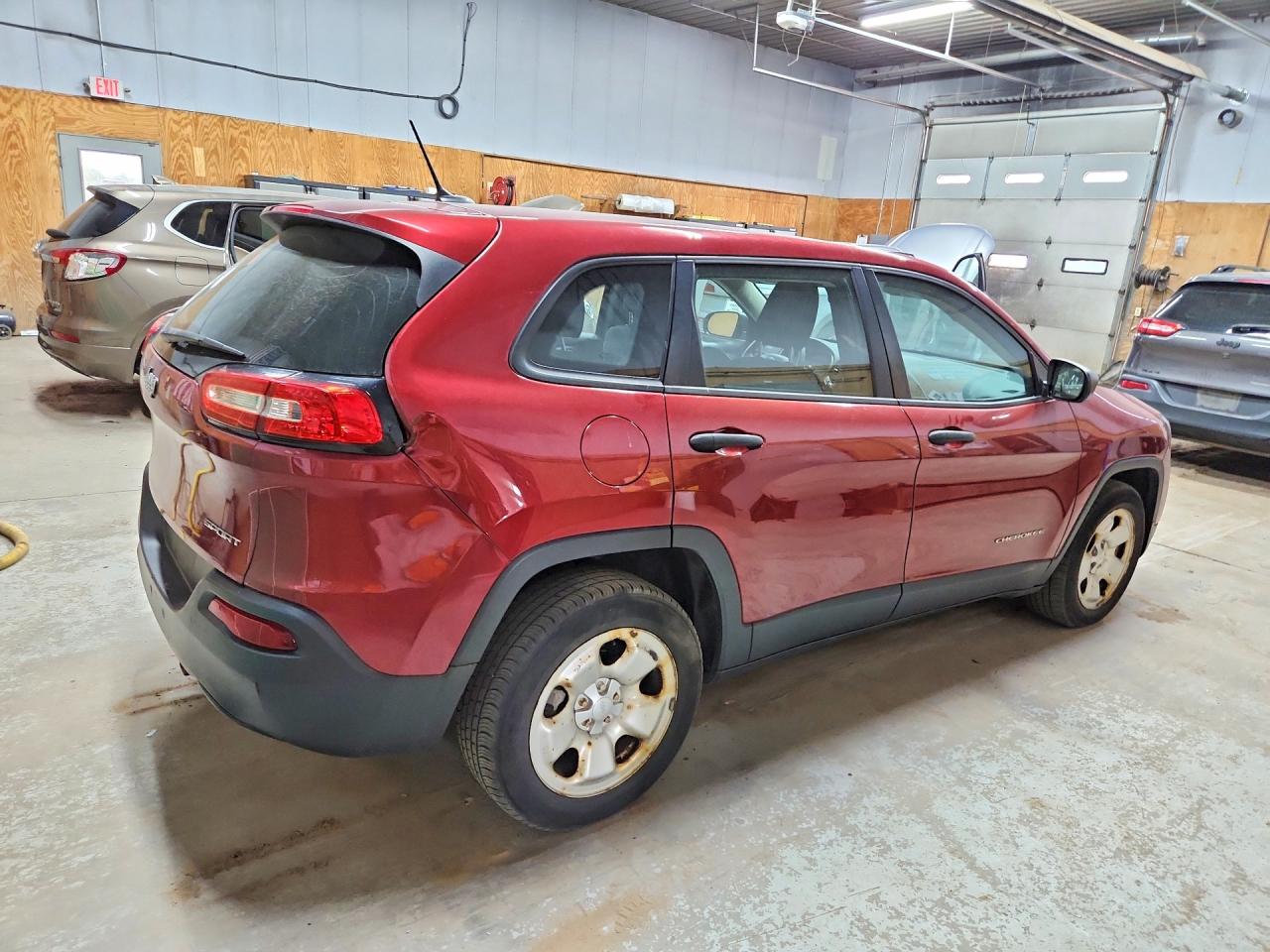 2015 Jeep Cherokee Sport Burgundy vin: 1C4PJLAB8FW597014