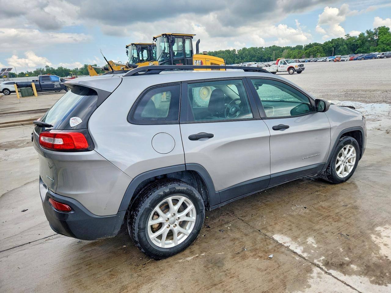 2015 Jeep Cherokee Sport Gray vin: 1C4PJLAB8FW616855