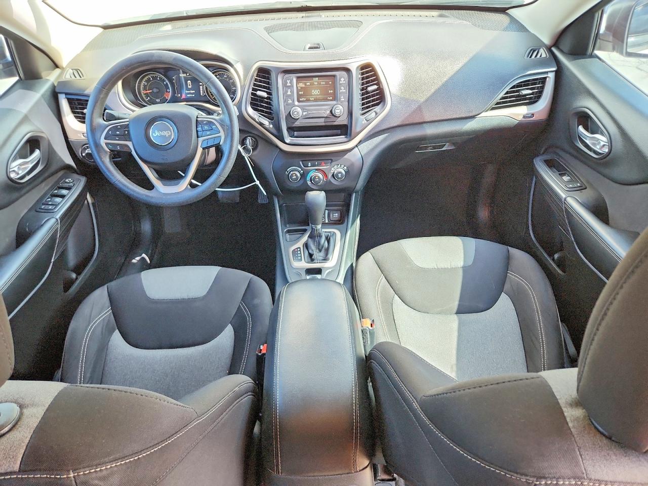2015 Jeep Cherokee Sport White vin: 1C4PJLAB8FW632103