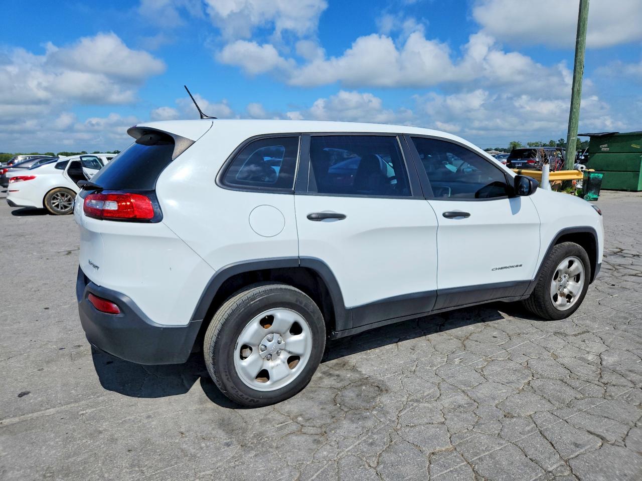 2015 Jeep Cherokee Sport White vin: 1C4PJLAB8FW632103