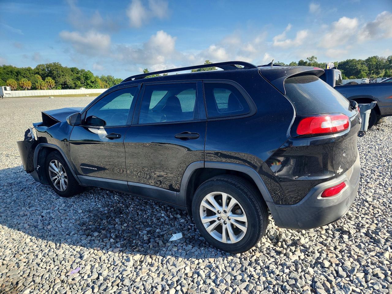 2015 Jeep Cherokee Sport Black vin: 1C4PJLAB8FW677171
