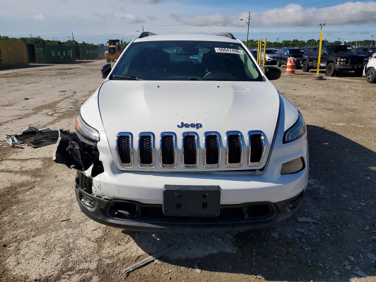 2015 Jeep Cherokee White vin: 1C4PJLAB8FW760440