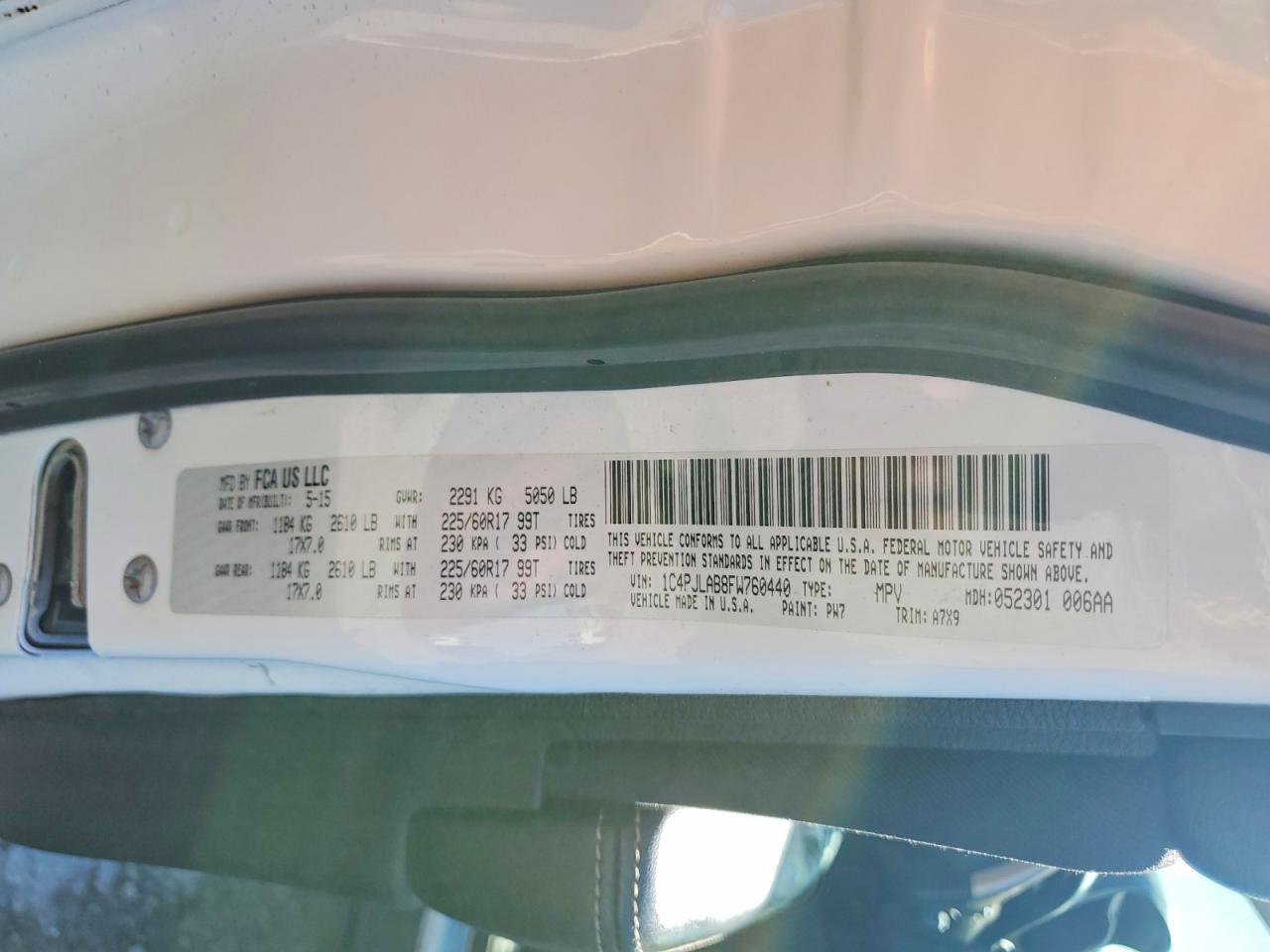 2015 Jeep Cherokee White vin: 1C4PJLAB8FW760440