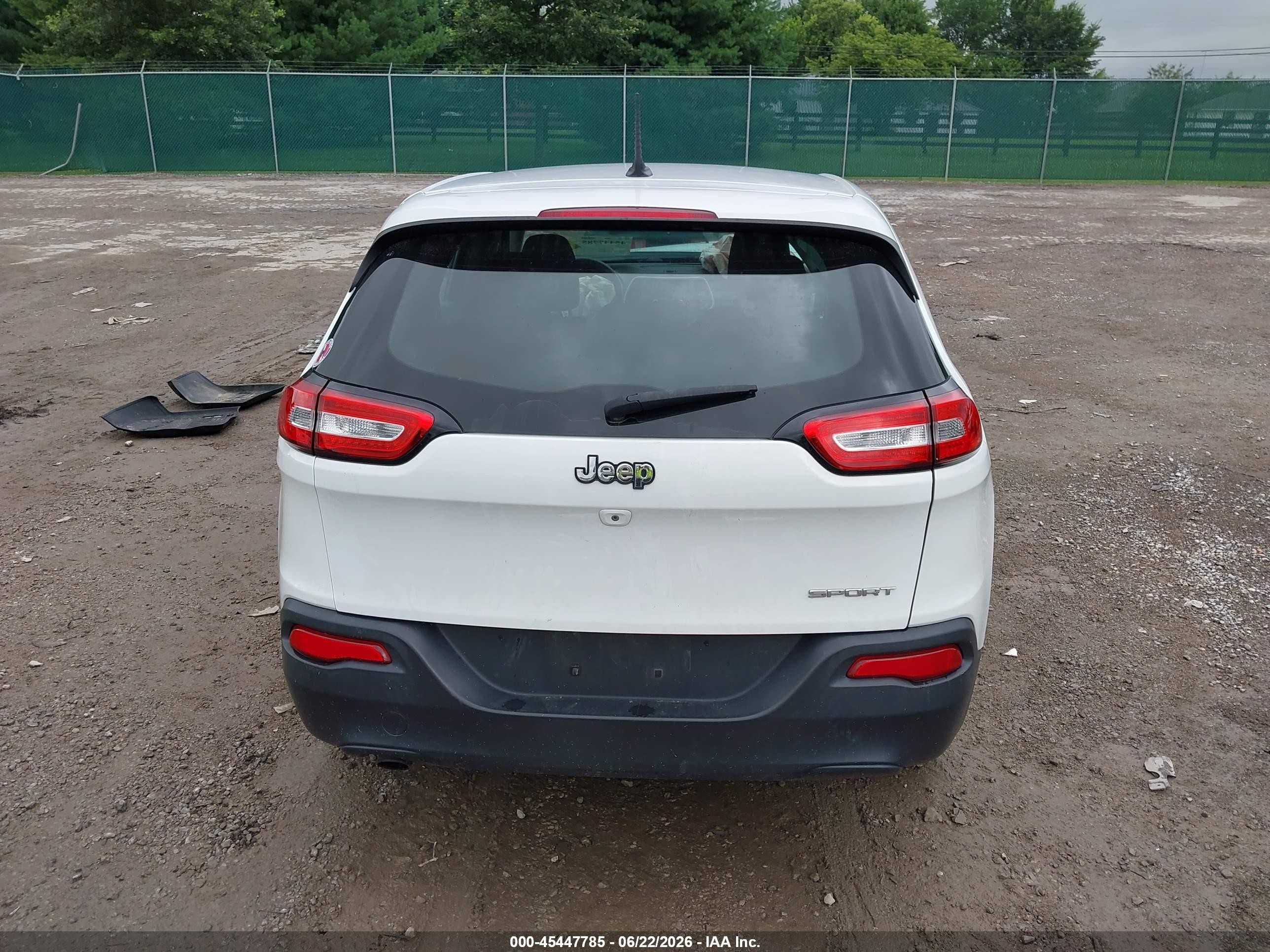 2014 Jeep Cherokee Sport White vin: 1C4PJLAB9EW231027