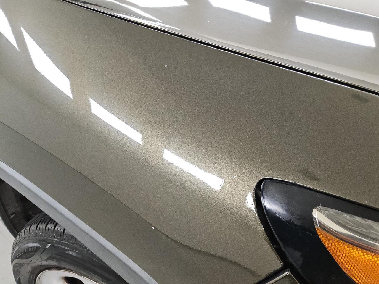 2014 Jeep Cherokee Sport Green vin: 1C4PJLAB9EW301576 Damage: Right Front Fender, Chipped, 6