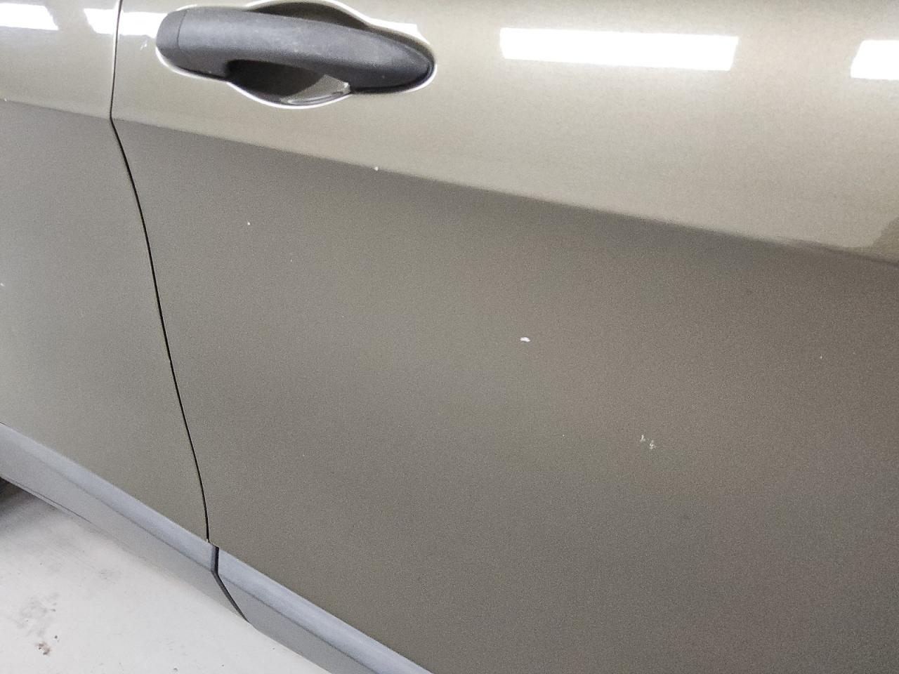 2014 Jeep Cherokee Sport Green vin: 1C4PJLAB9EW301576 Damage: Right Front Door, Heavy Scratch, 1 To 2 Inches