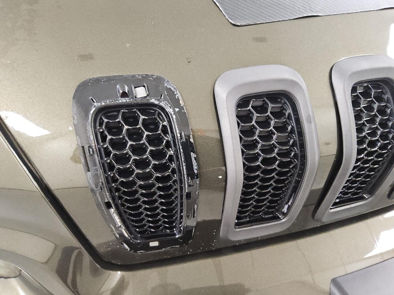 2014 Jeep Cherokee Sport Green vin: 1C4PJLAB9EW301576 Damage: Grille, Broken, Replacement Required
