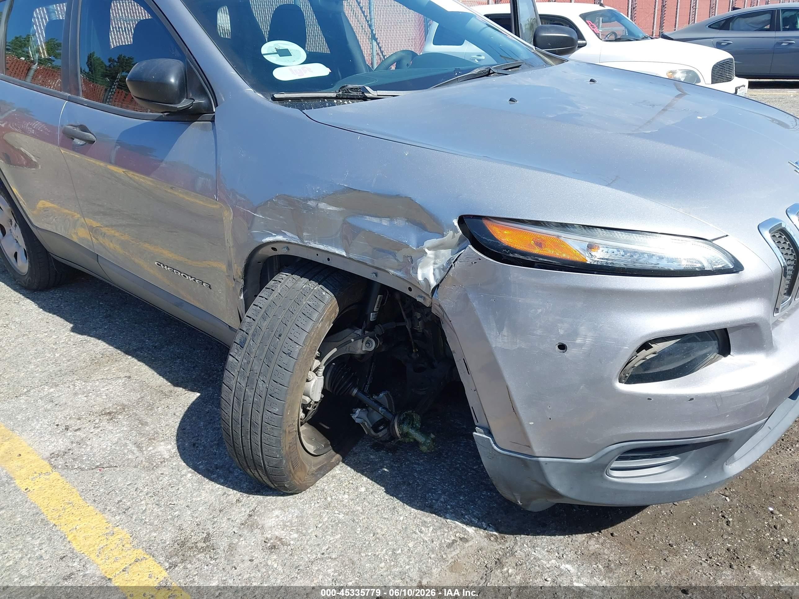 2015 Jeep Cherokee Sport Gray vin: 1C4PJLAB9FW722022