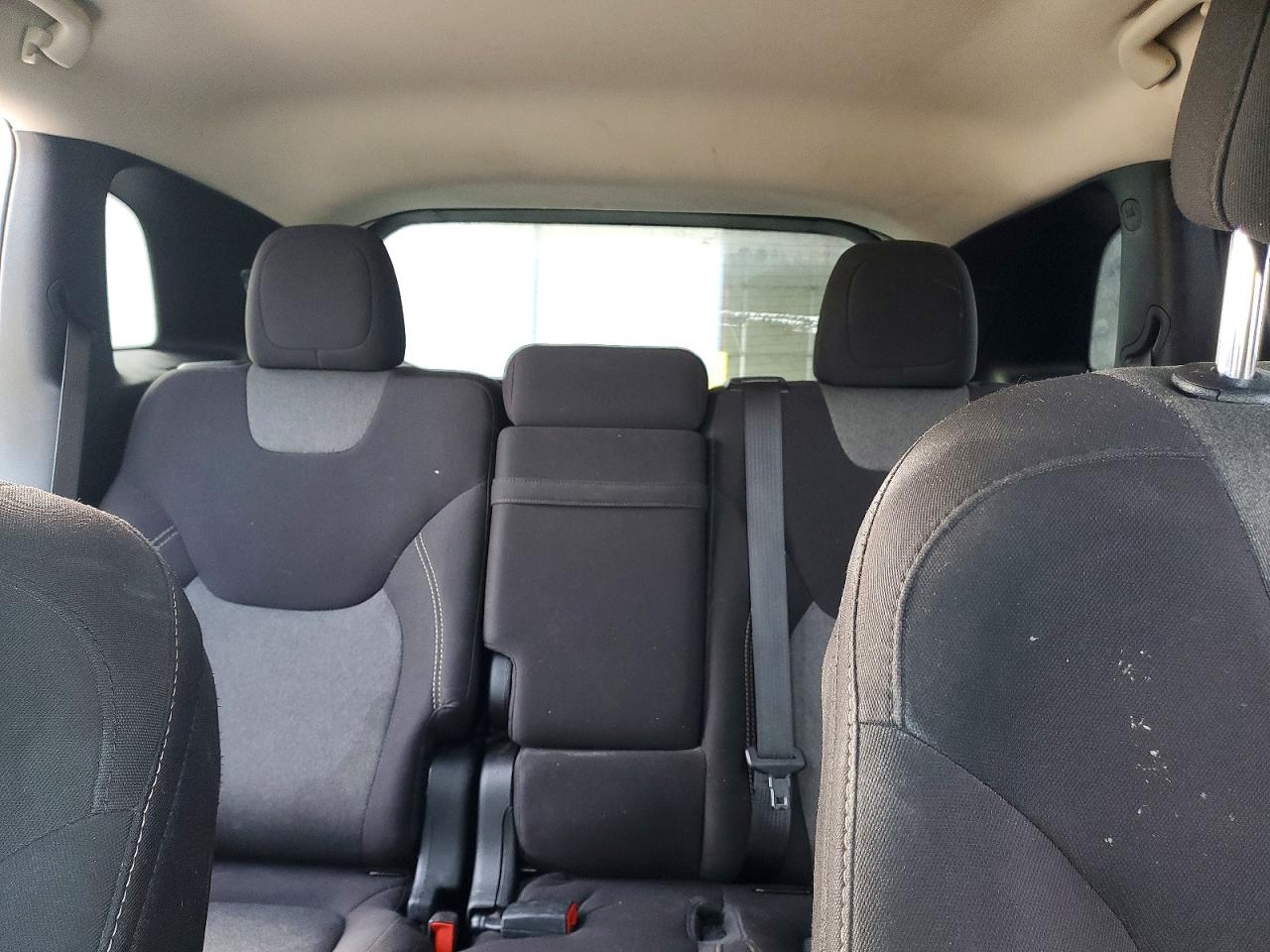 2016 Jeep Cherokee Белый vin: 1C4PJLAB9GW243164