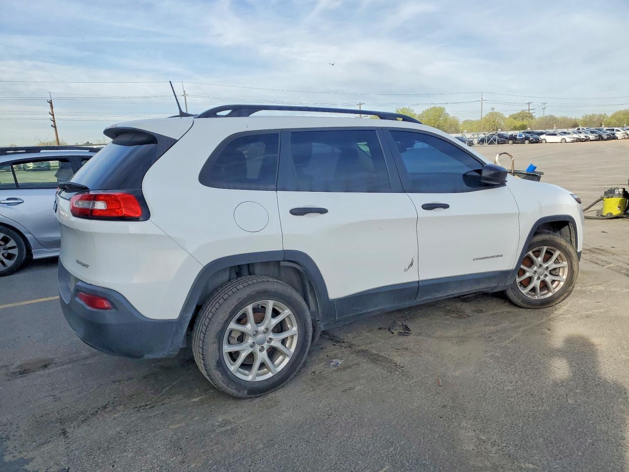 2016 Jeep Cherokee Белый vin: 1C4PJLAB9GW243164