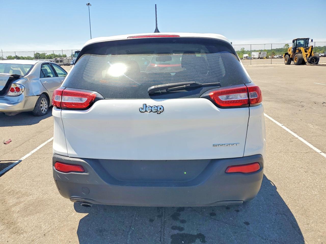 2017 Jeep Cherokee Sport White vin: 1C4PJLAB9HW507789