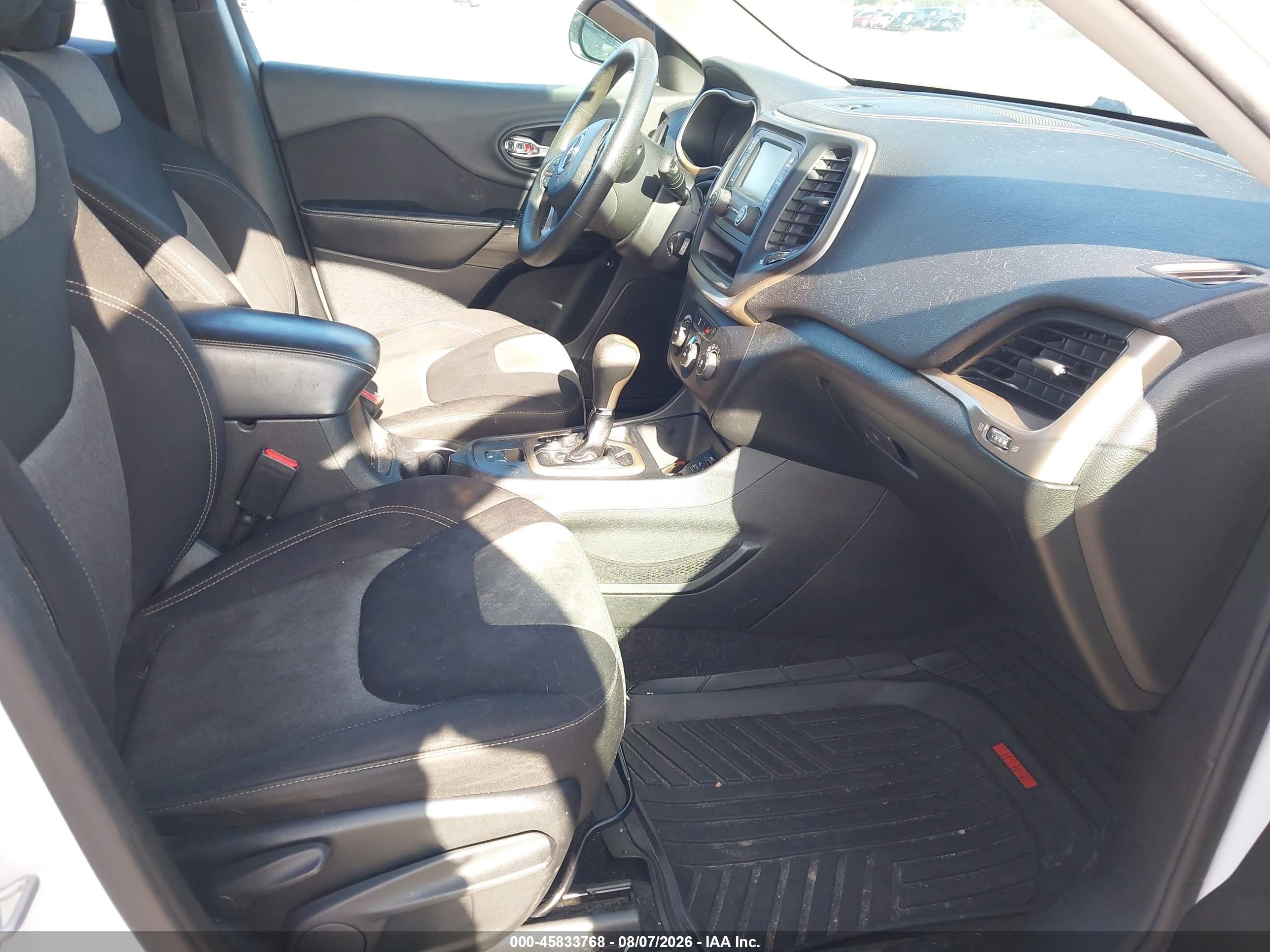 2014 Jeep Cherokee Sport White vin: 1C4PJLABXEW104593