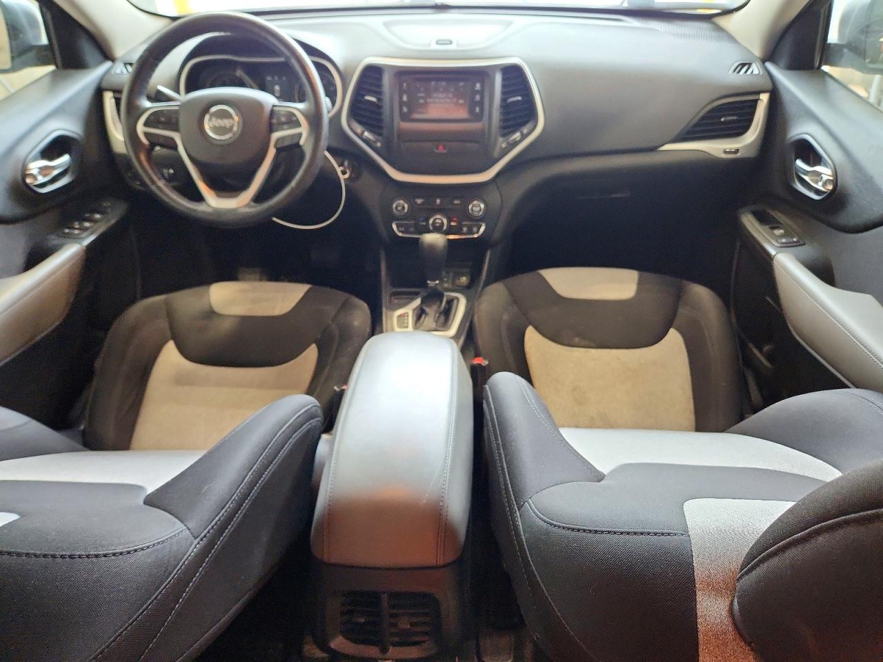 2014 Jeep Cherokee Sport Синий vin: 1C4PJLABXEW185112