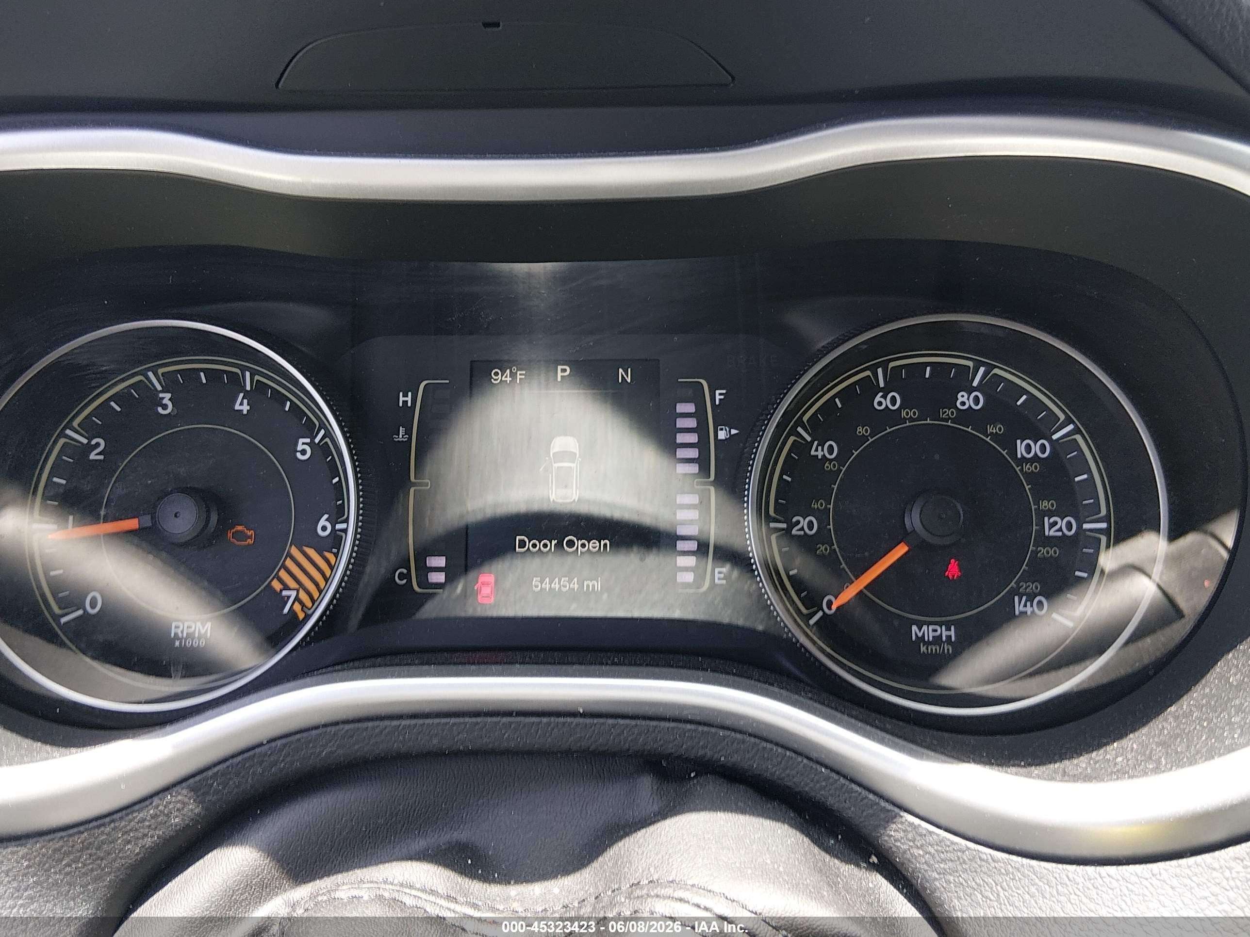 2015 Jeep Cherokee Sport White vin: 1C4PJLABXFW532066