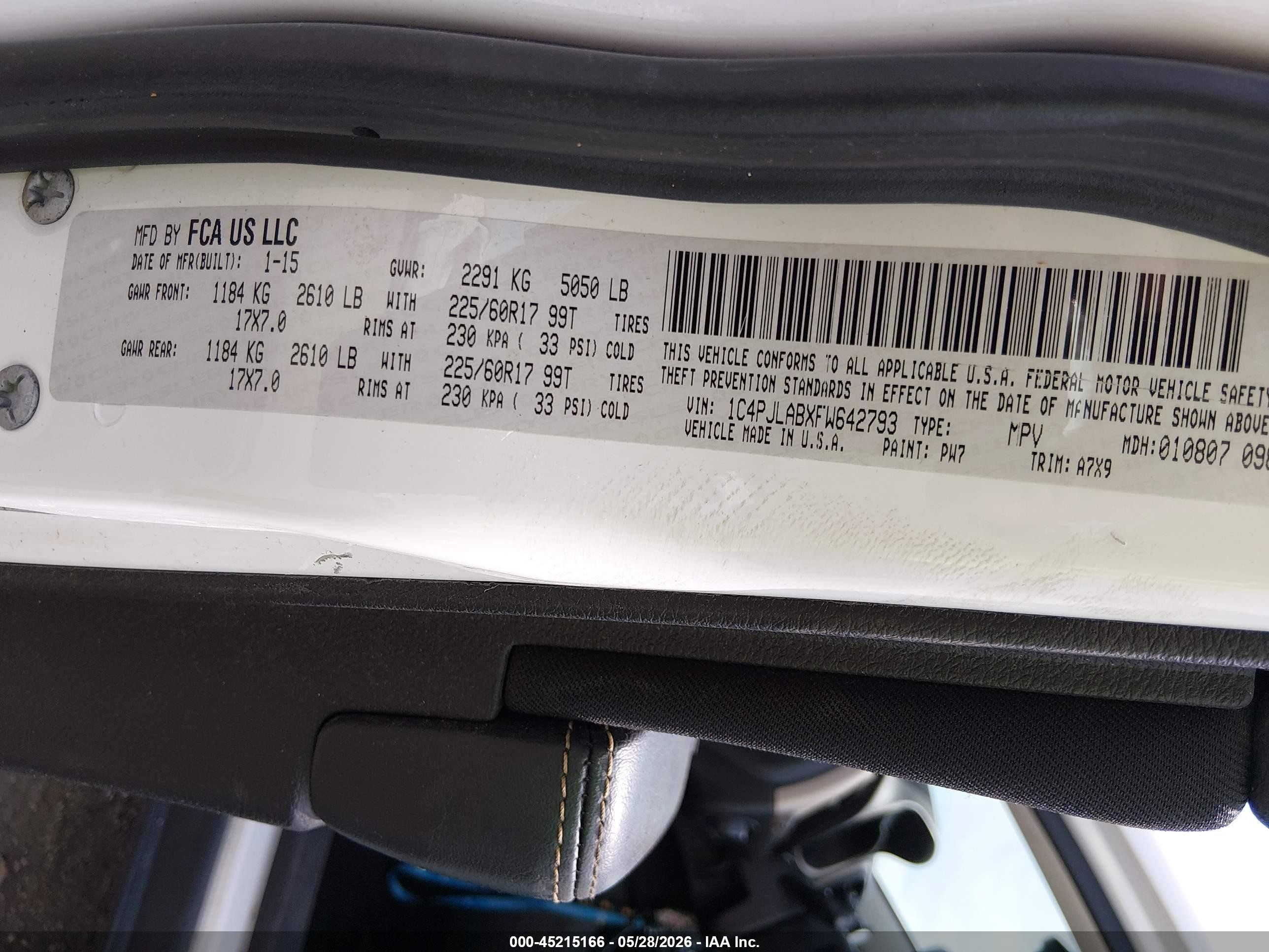 2015 Jeep Cherokee Sport White vin: 1C4PJLABXFW642793