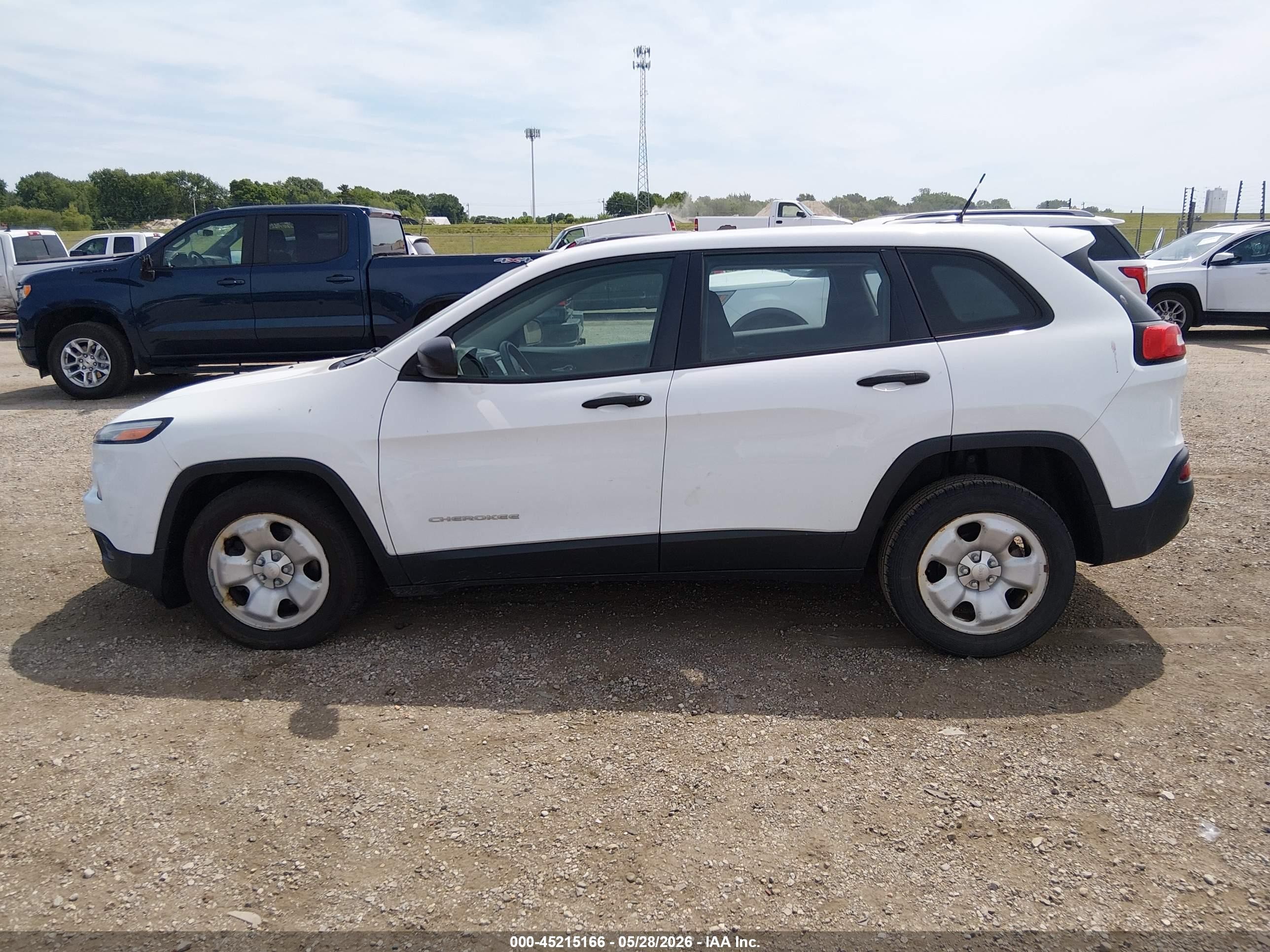 2015 Jeep Cherokee Sport White vin: 1C4PJLABXFW642793