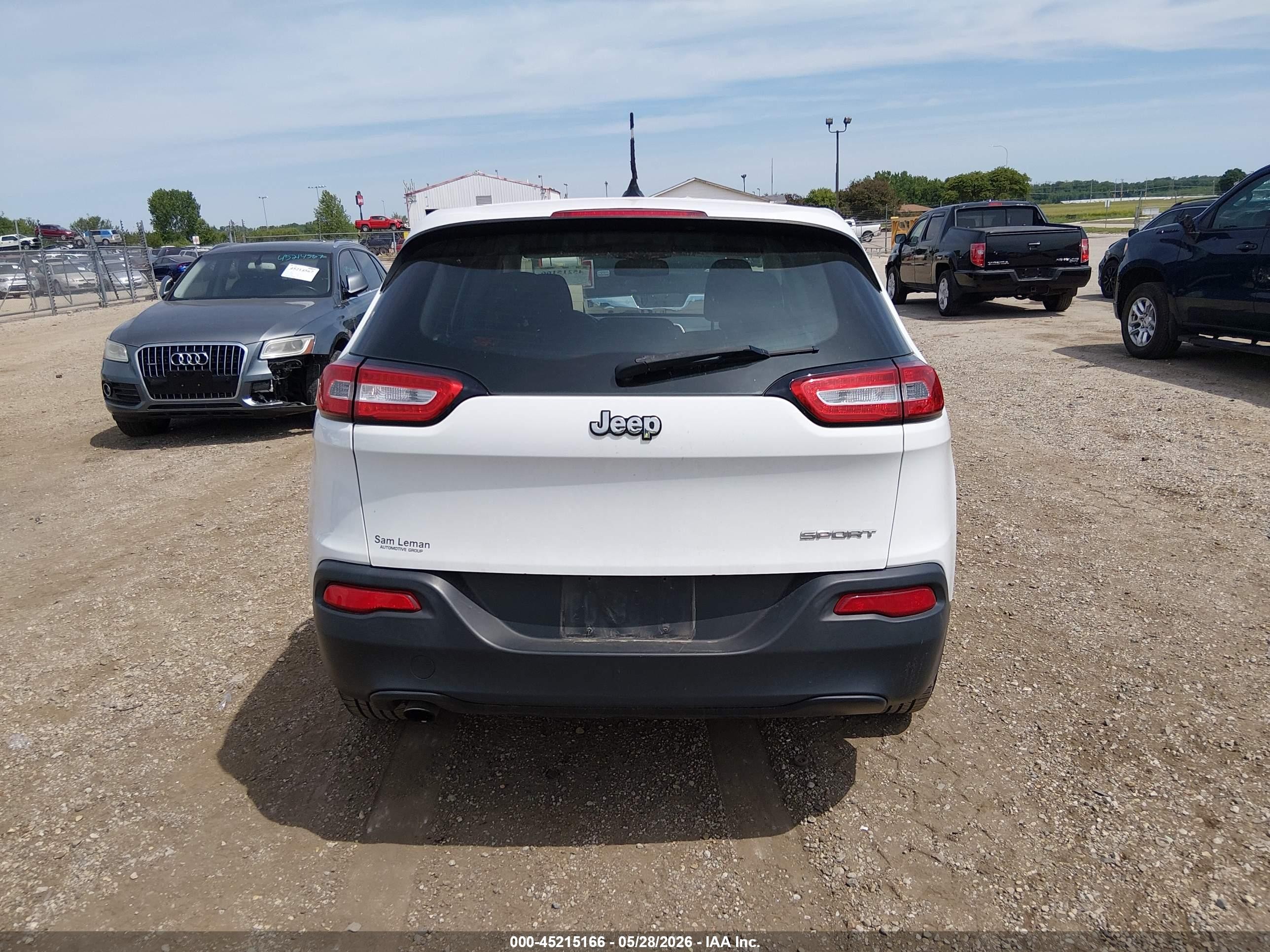 2015 Jeep Cherokee Sport White vin: 1C4PJLABXFW642793