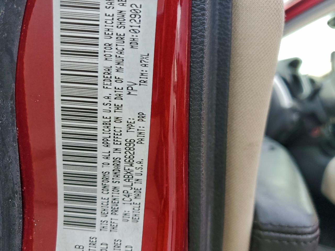 2015 Jeep Cherokee Sport Red vin: 1C4PJLABXFW662896