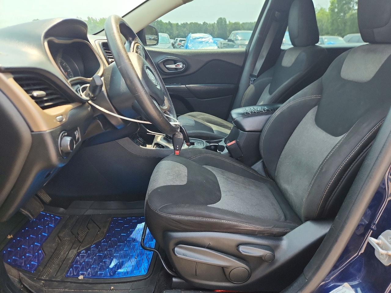 2015 Jeep Cherokee Sport Blue vin: 1C4PJLABXFW701406
