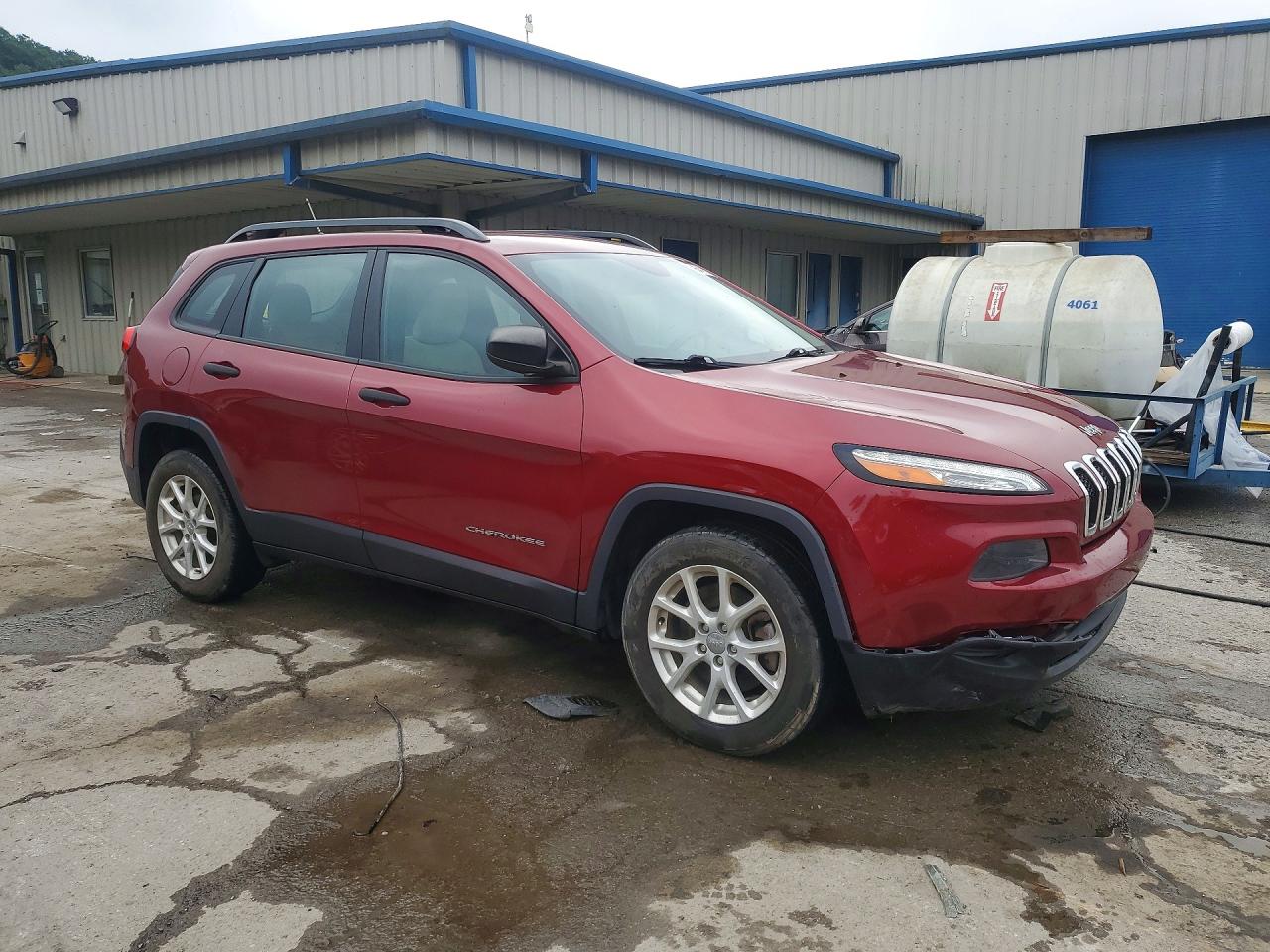 2015 Jeep Cherokee Sport Red vin: 1C4PJLABXFW731750