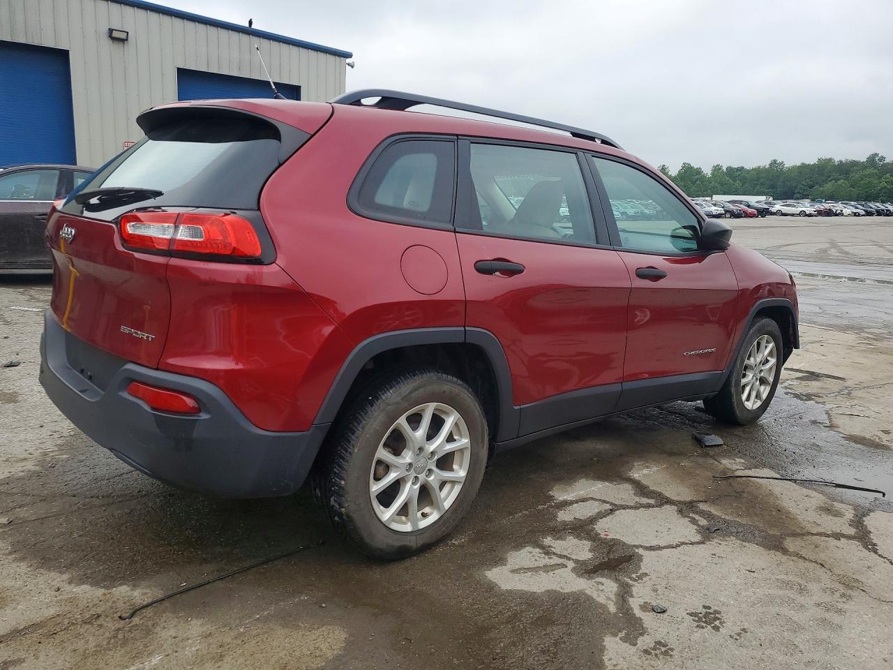 2015 Jeep Cherokee Sport Red vin: 1C4PJLABXFW731750